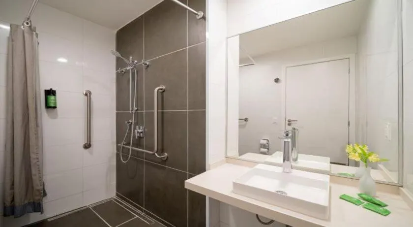 Triple Room - Disability Access in Beach Park Resort - Acqua