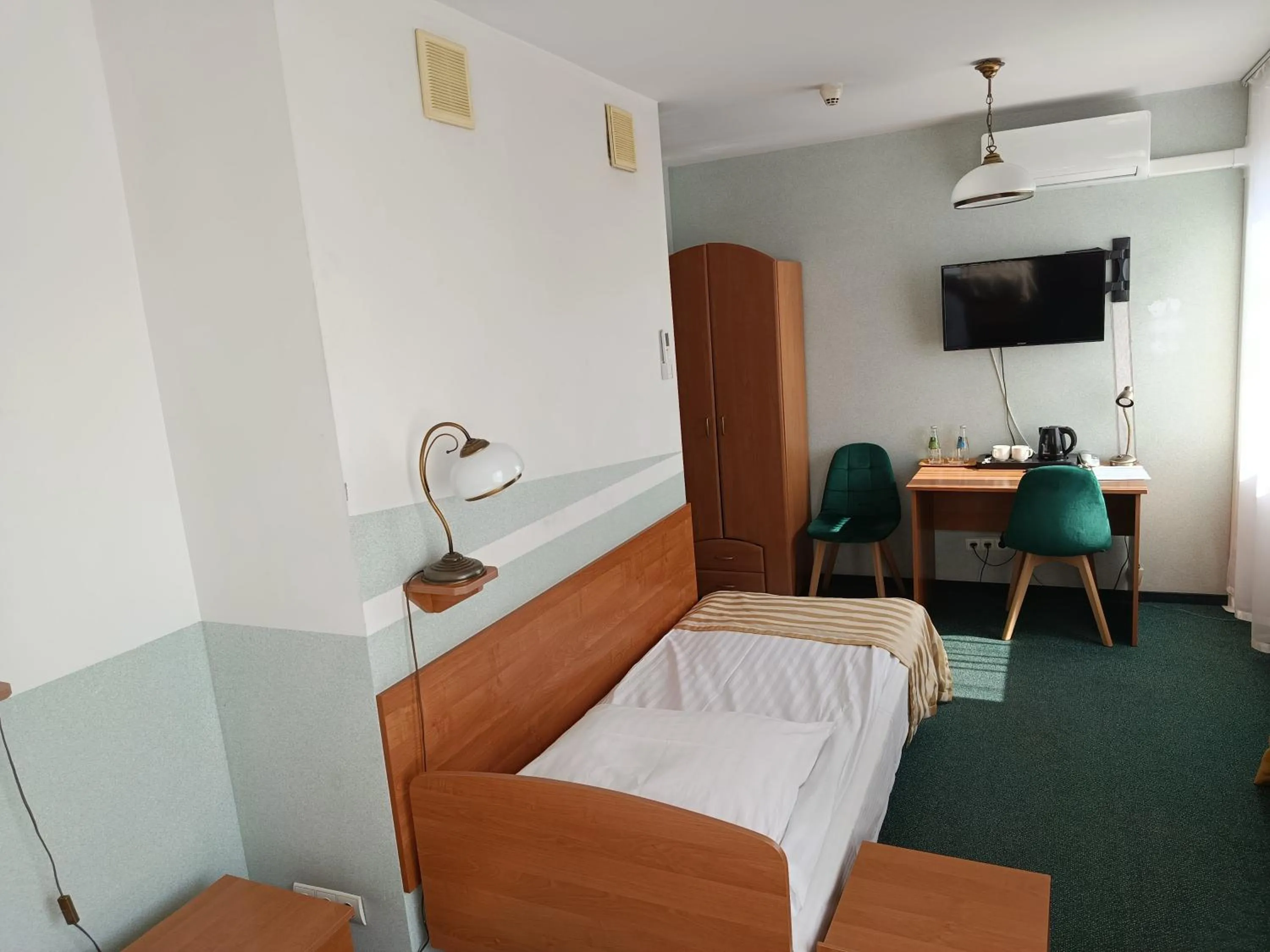 Standard Twin Room in Hotel Konin