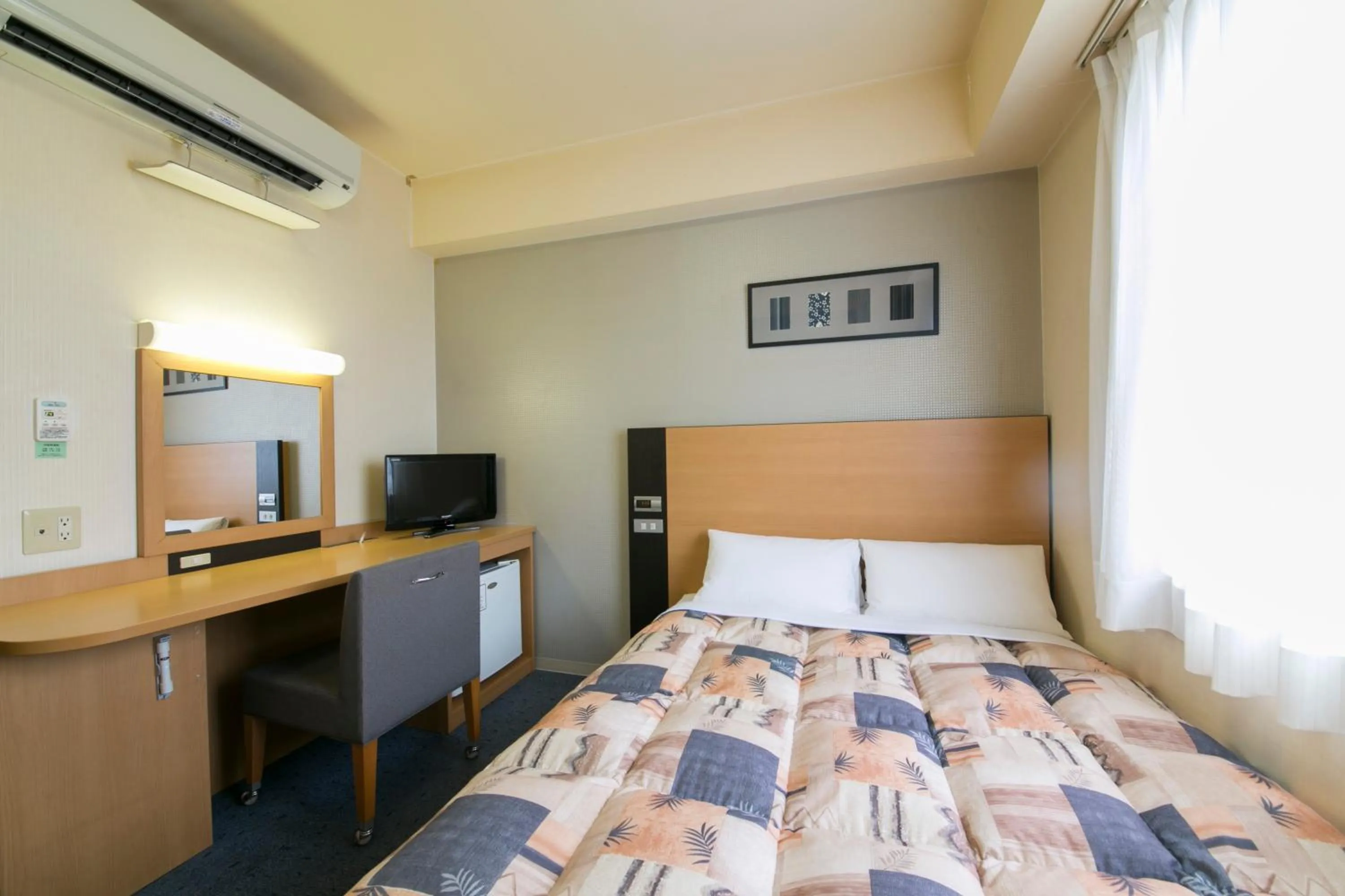 Economy Double Room - Non-Smoking in Hotel Econo Taki