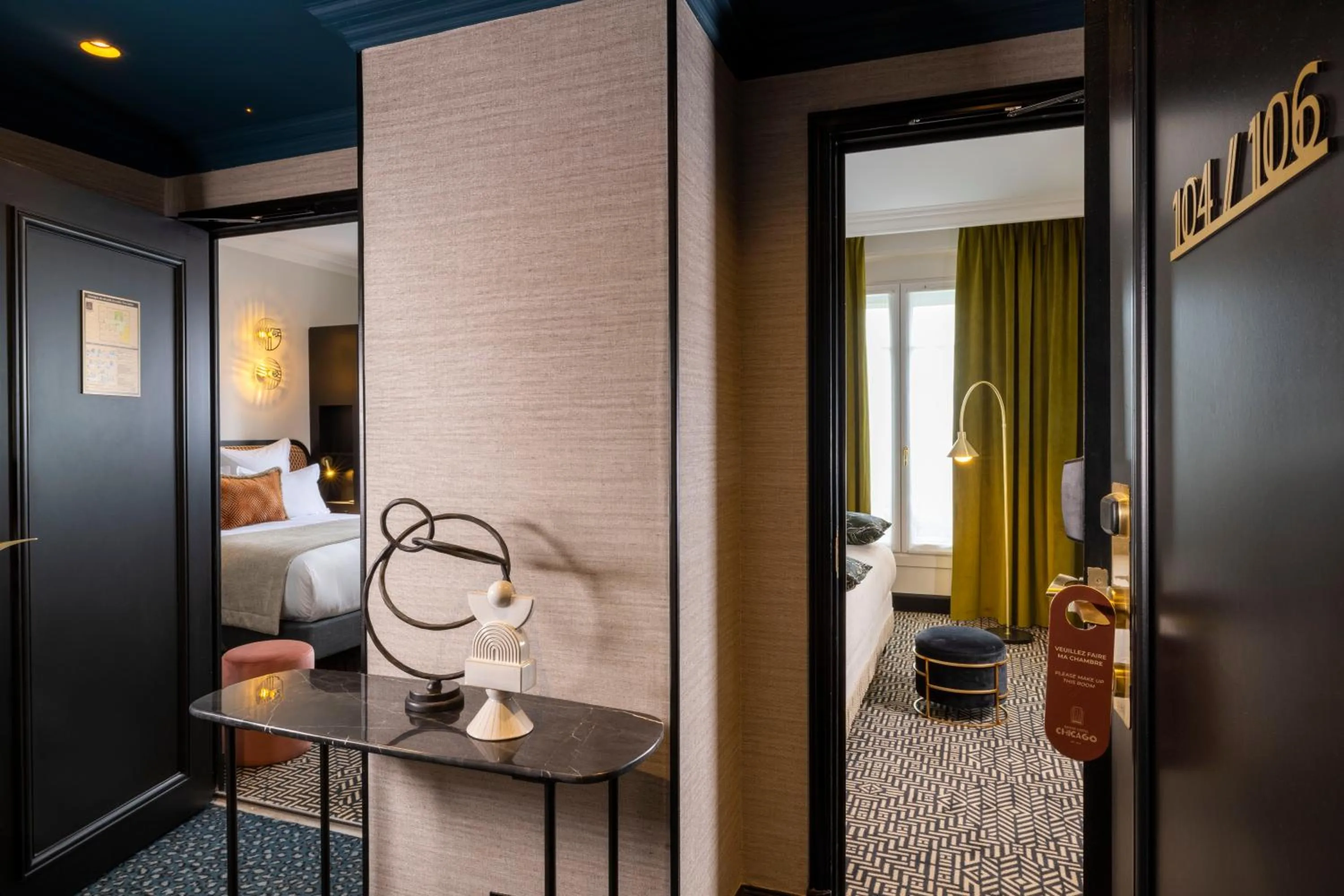 Interconnecting Rooms in Grand Hôtel Chicago