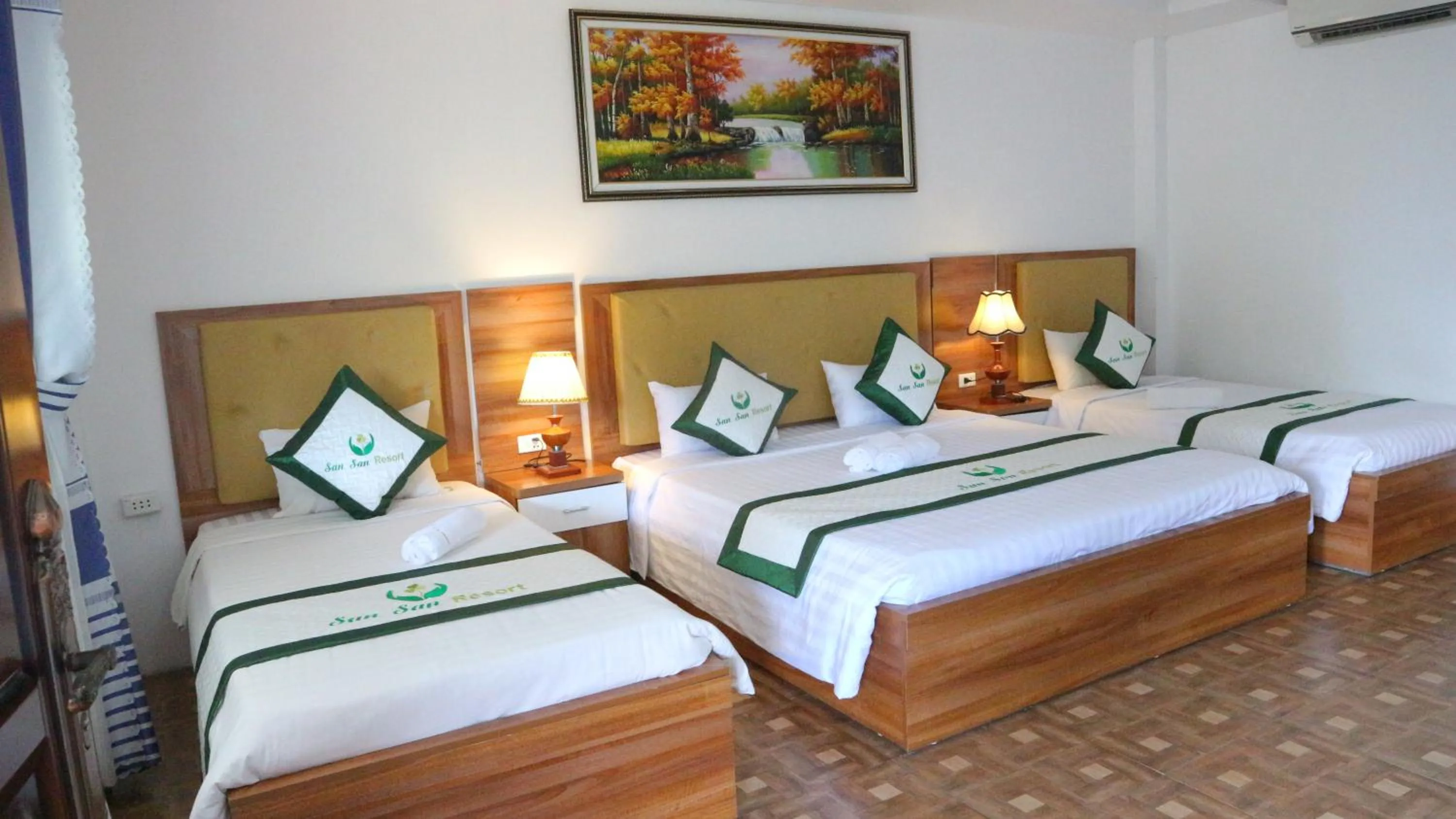 Deluxe Quadruple Room in Sansan Resort
