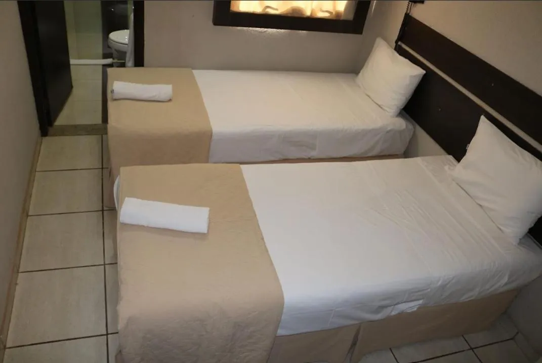 Standard Twin Room in Samba Três Lagoas