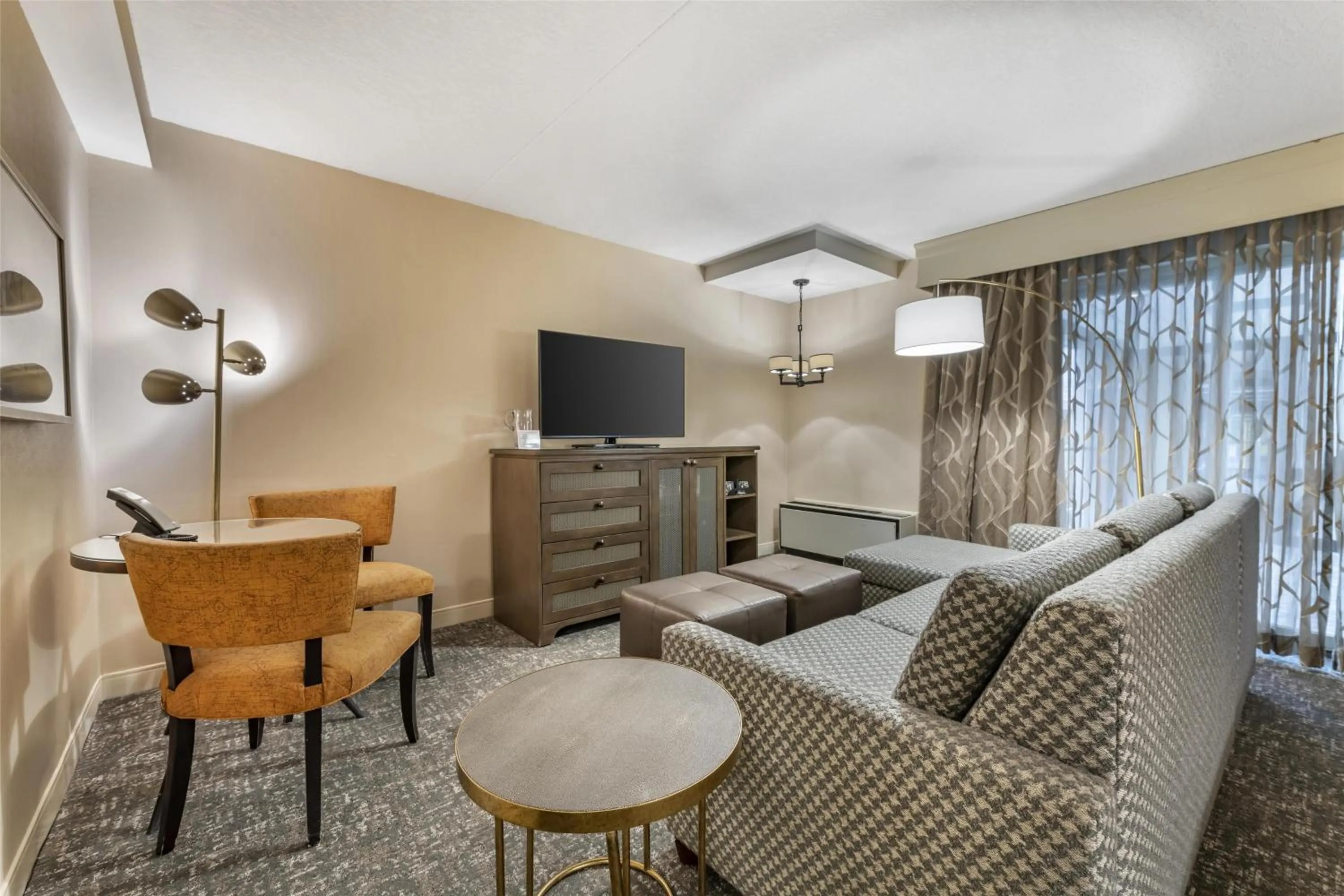 Suite with Two Double Beds with Sofa Bed - Non-smoking in Best Western Plus The Normandy Inn & Suites