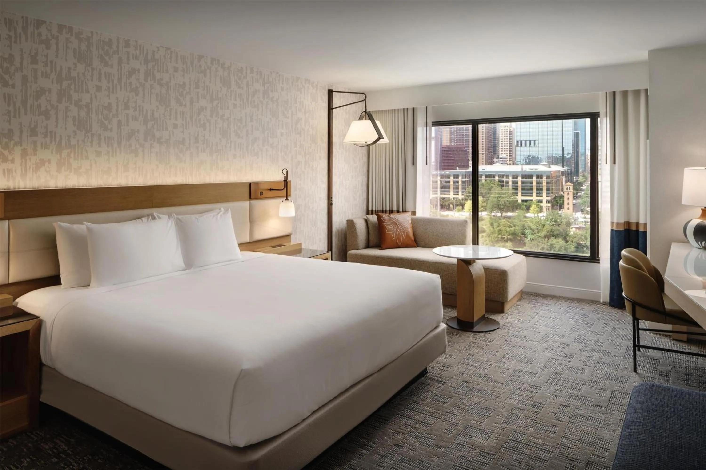 1 King Bed Lake View in Hyatt Regency Austin