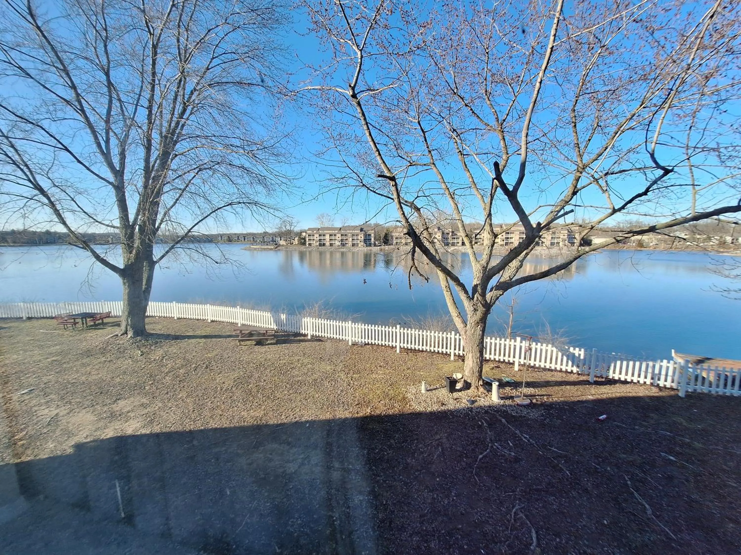 Deluxe King Room with Lake View - Non-Smoking in Travelodge by Wyndham Indianapolis Speedway