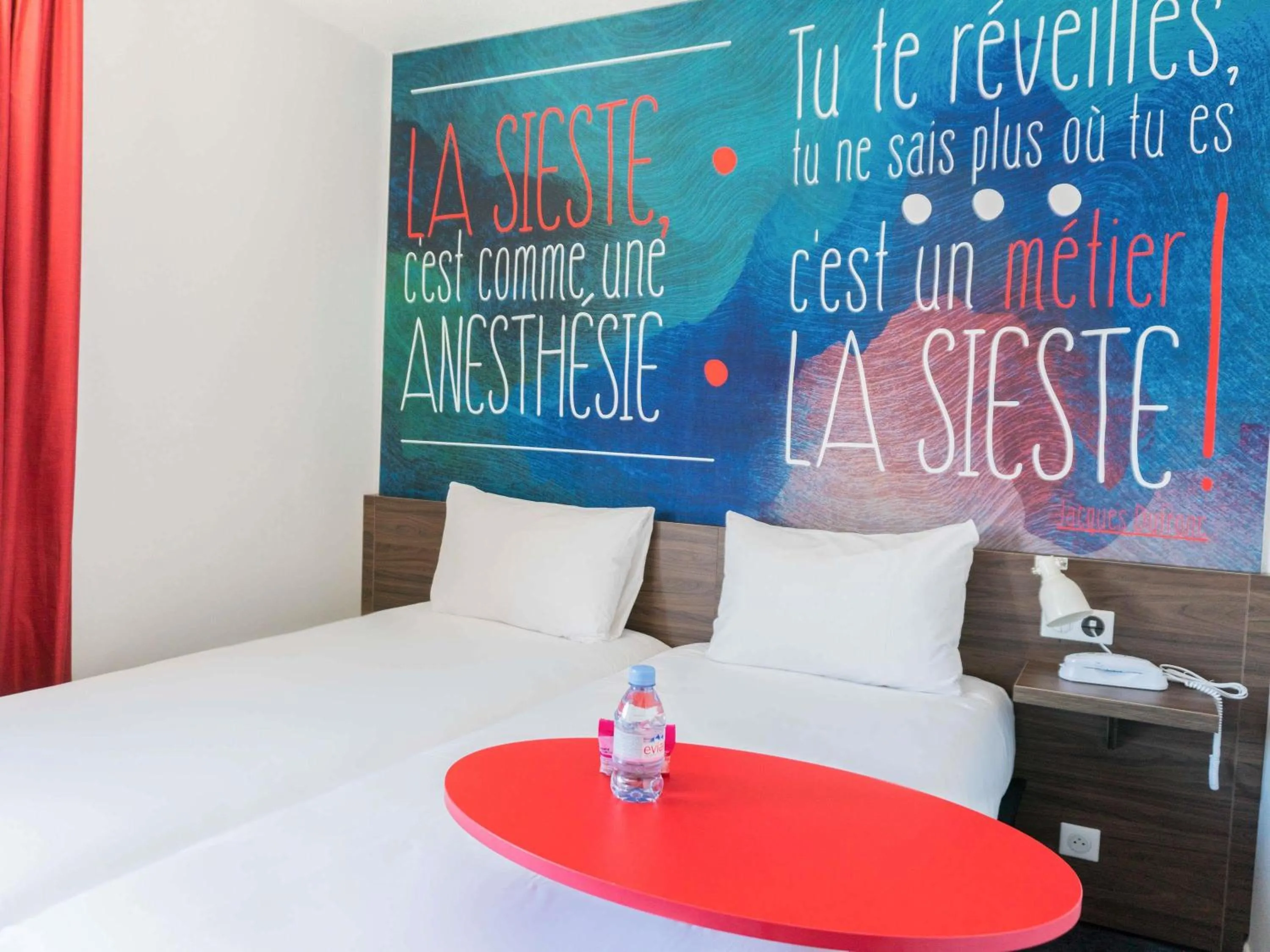 Standard Twin Room in ibis Styles Perpignan Canet En Roussillon