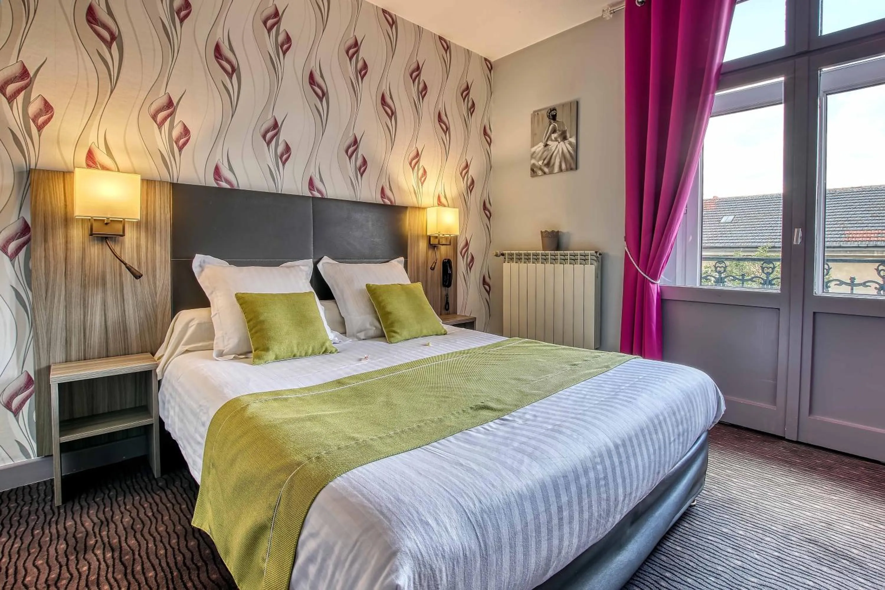 Comfort Double Room in Cit'Hotel La Résidence