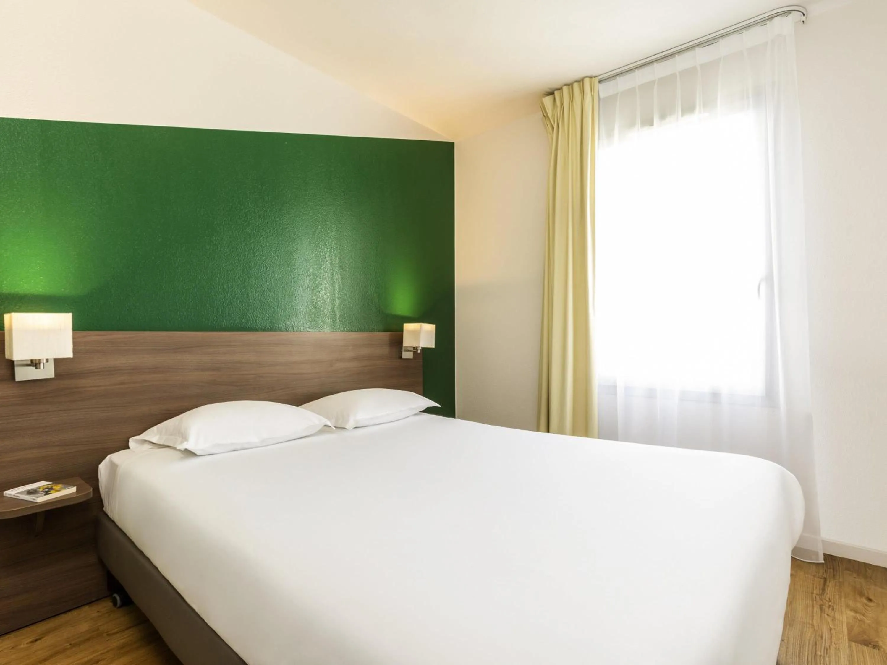 Studio in Aparthotel Adagio Access Carrières Sous Poissy