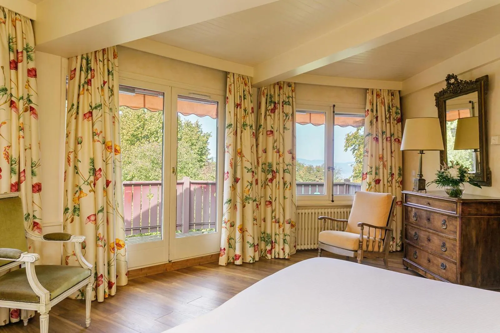 Two-Bedroom Apartment (4 Adults) in La Verniaz et ses Chalets