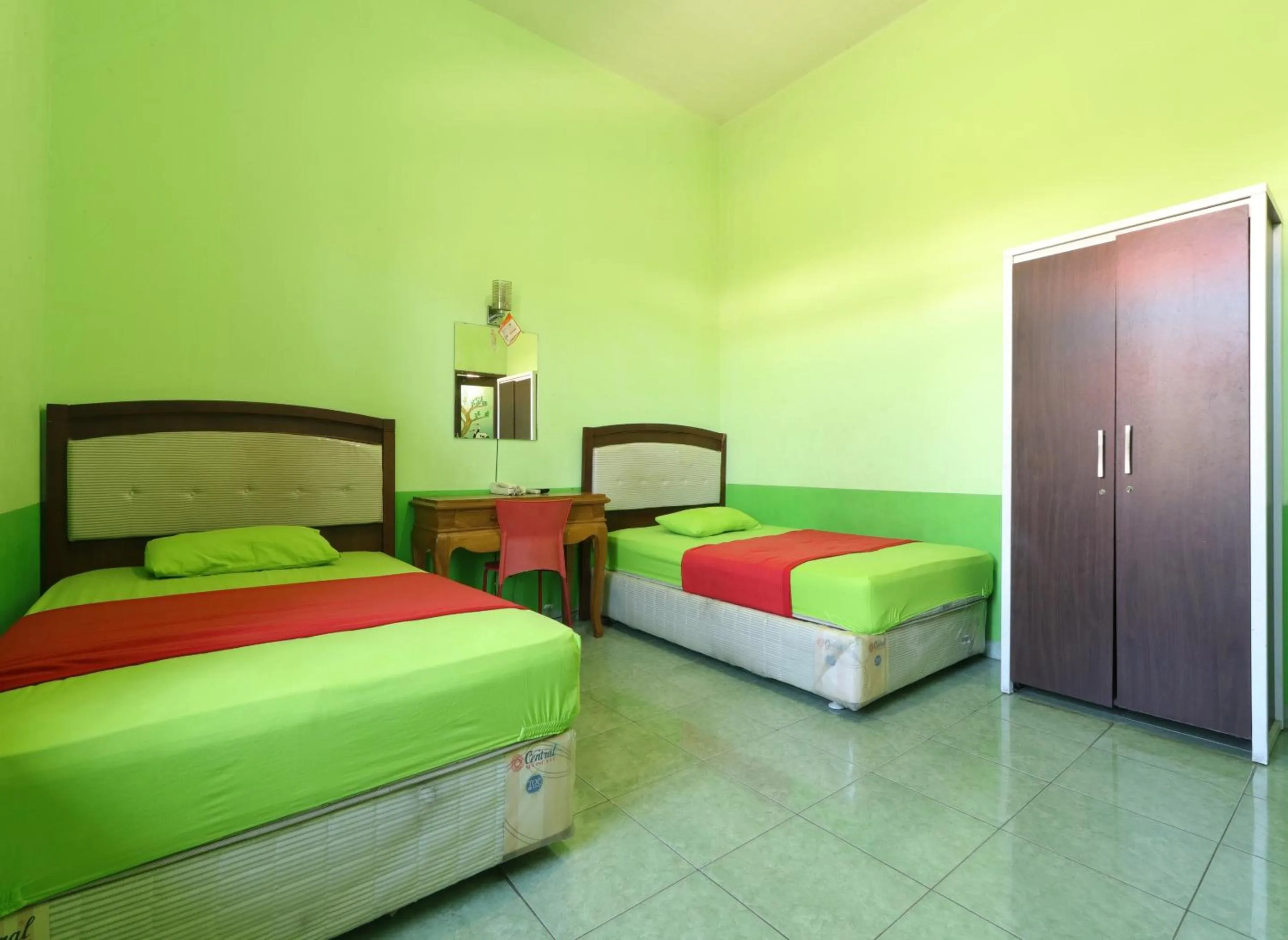 Deluxe Double or Twin Room in Cantik Hotel