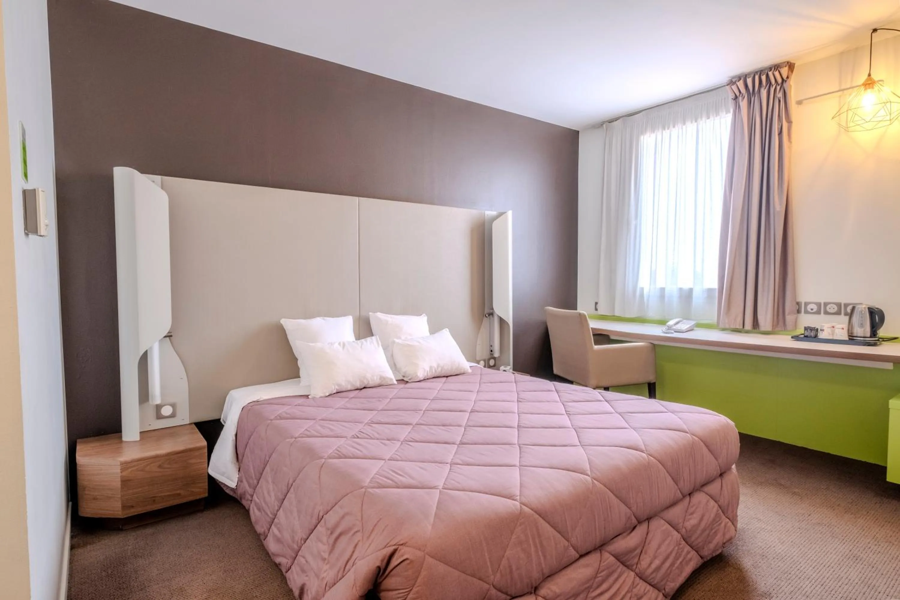 Standard Double Room in Campanile Roissy - Aéroport CDG - Le Mesnil Amelot