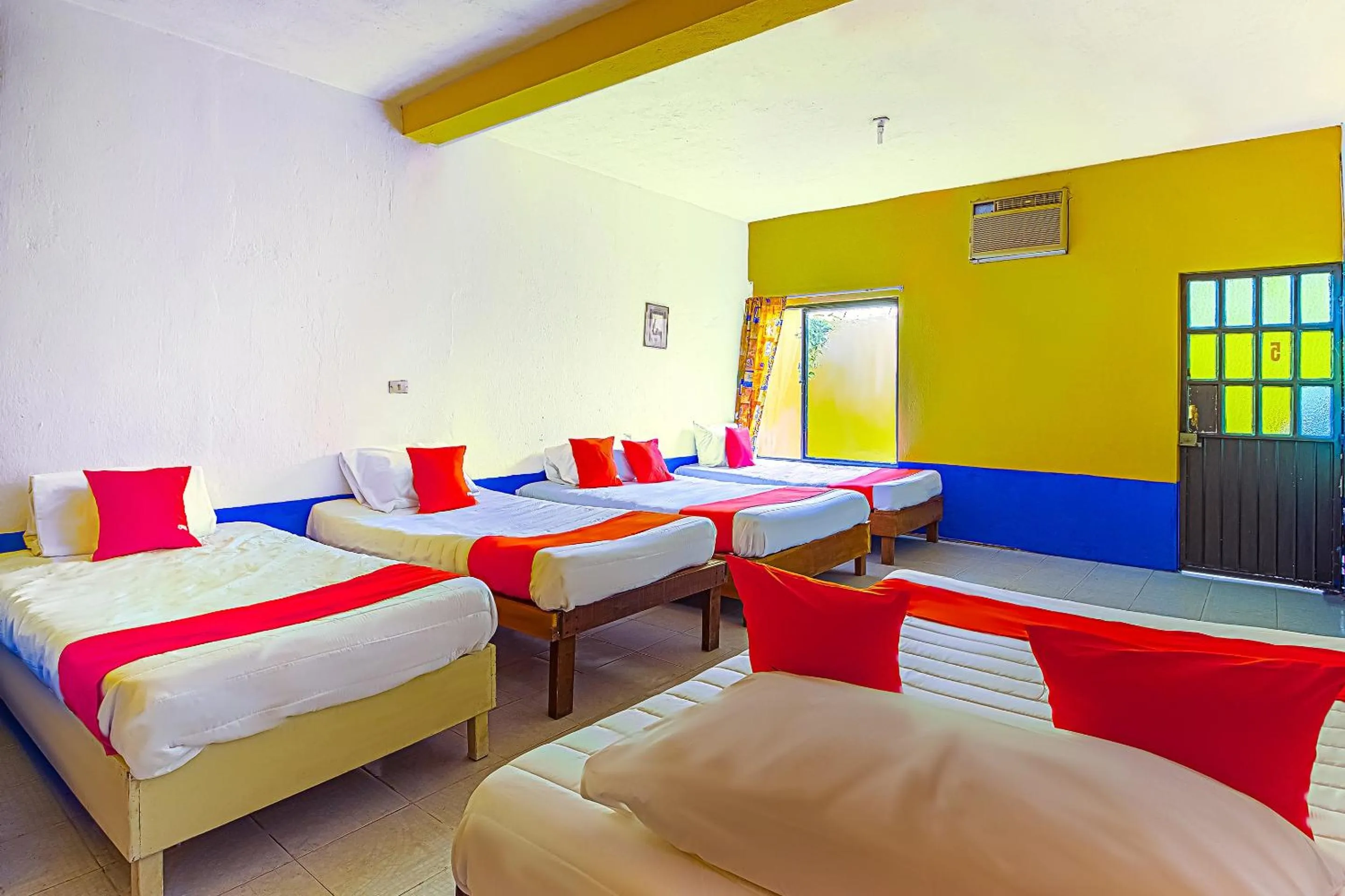 Family Room - single occupancy in OYO Hotel Posada Los Faroles,Tabasco