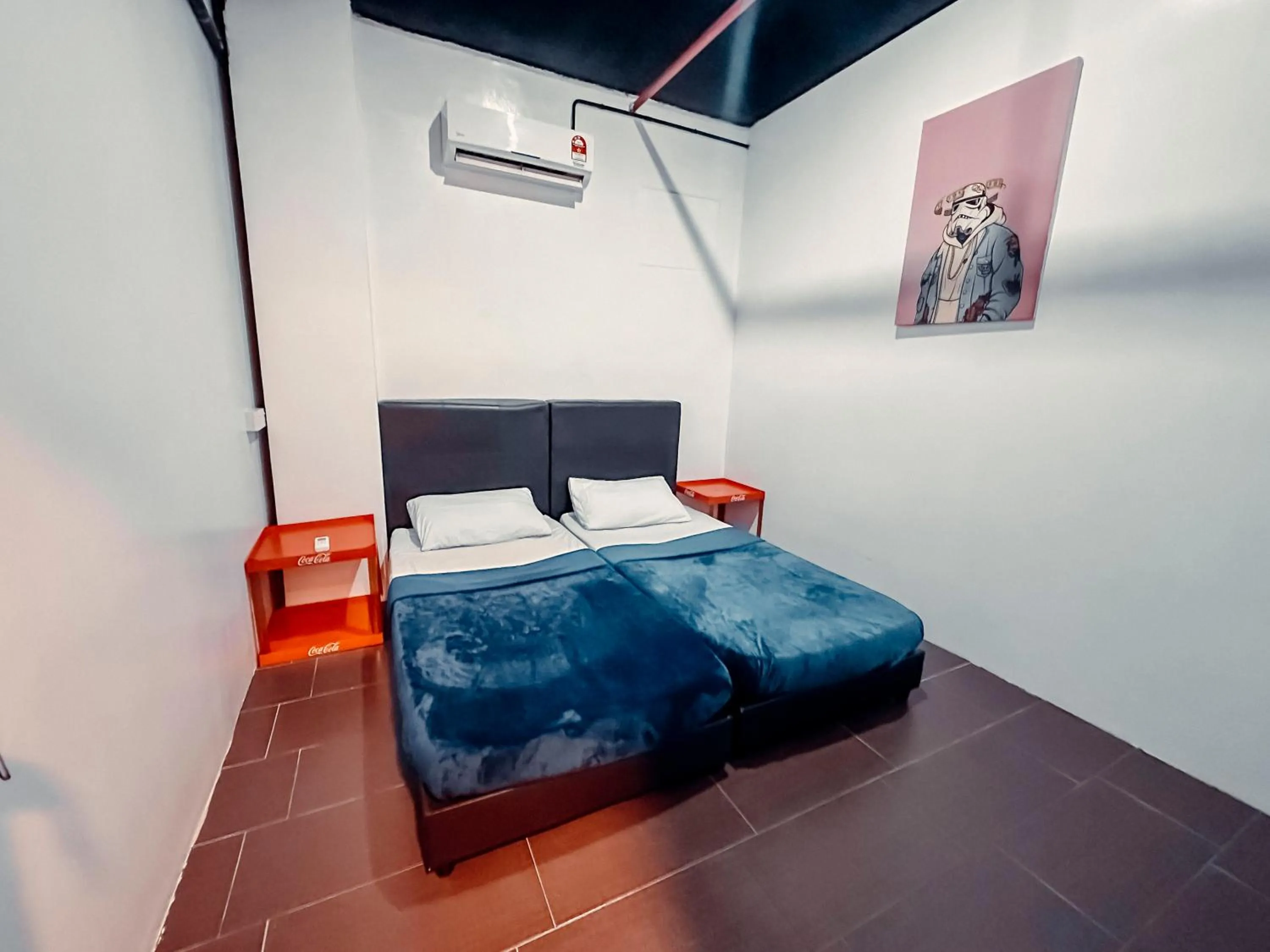 Budget Double or Twin Room in Bed Attitude Hostel Cenang