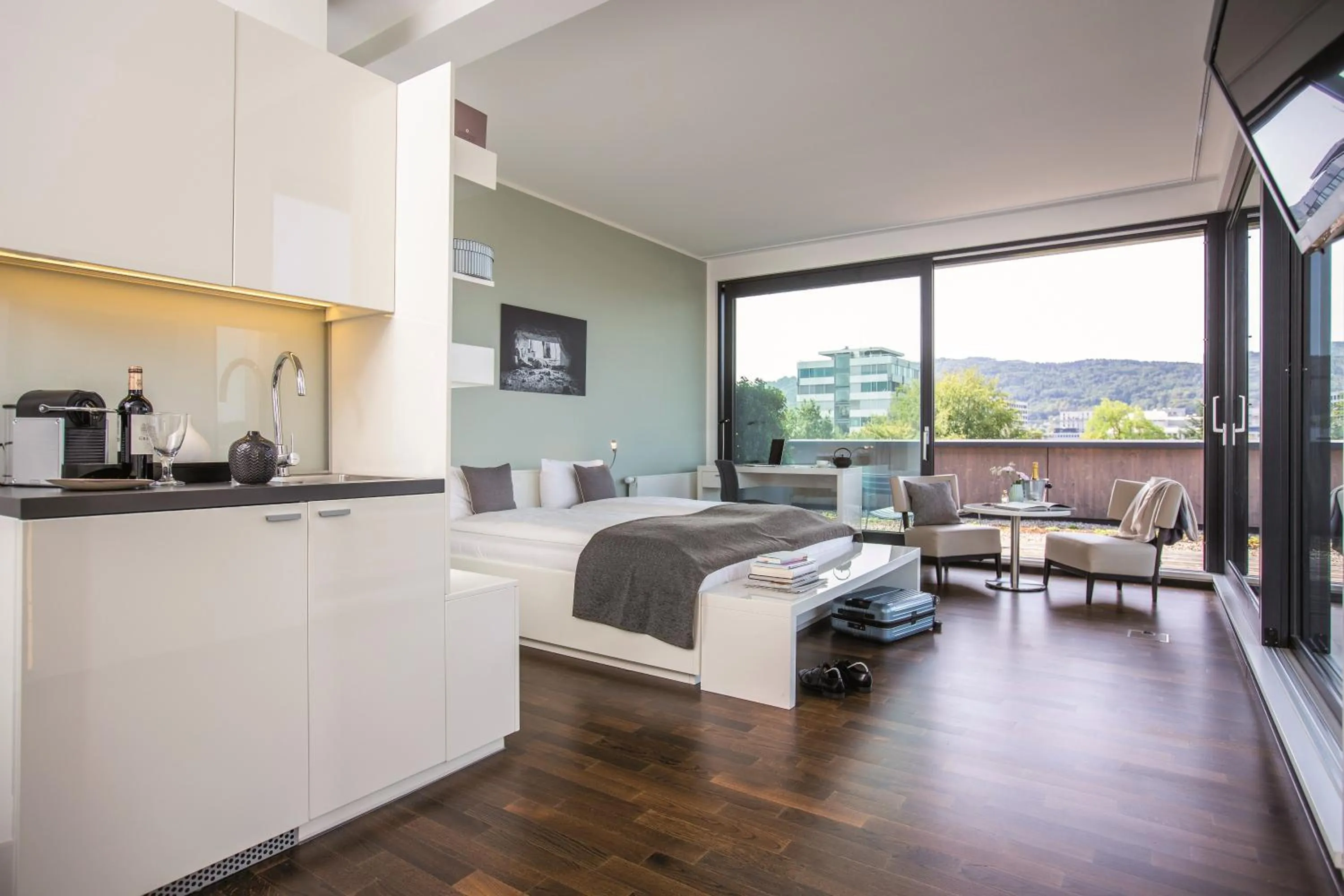 Loft Premium (71 in bed width) in THE FLAG Zürich