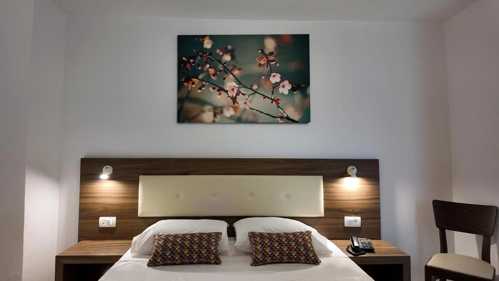 Double Room in Hotel Santorini