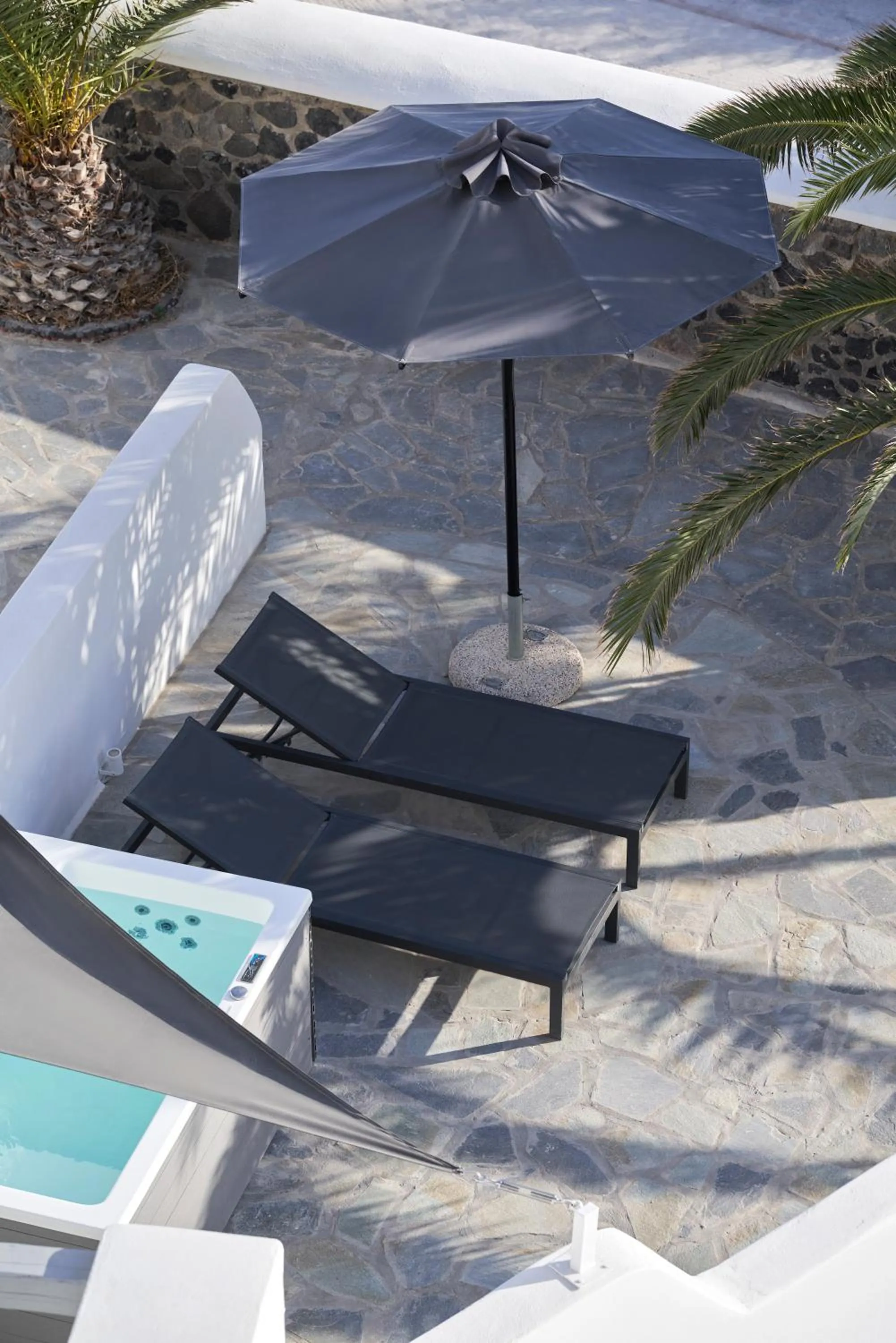 Junior Suite with Garden View / Hot Tub  in Mr and Mrs White Oia - Santorini