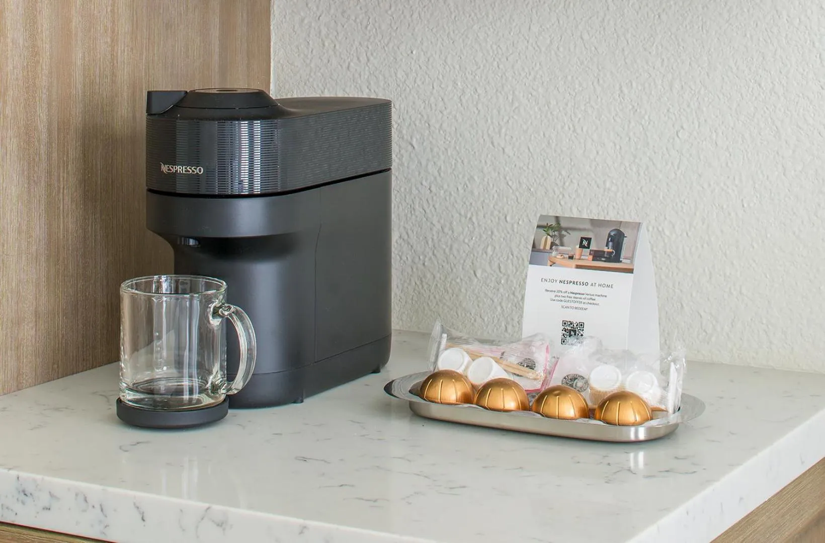 Deluxe Queen Room with City View in The Sofia Hotel