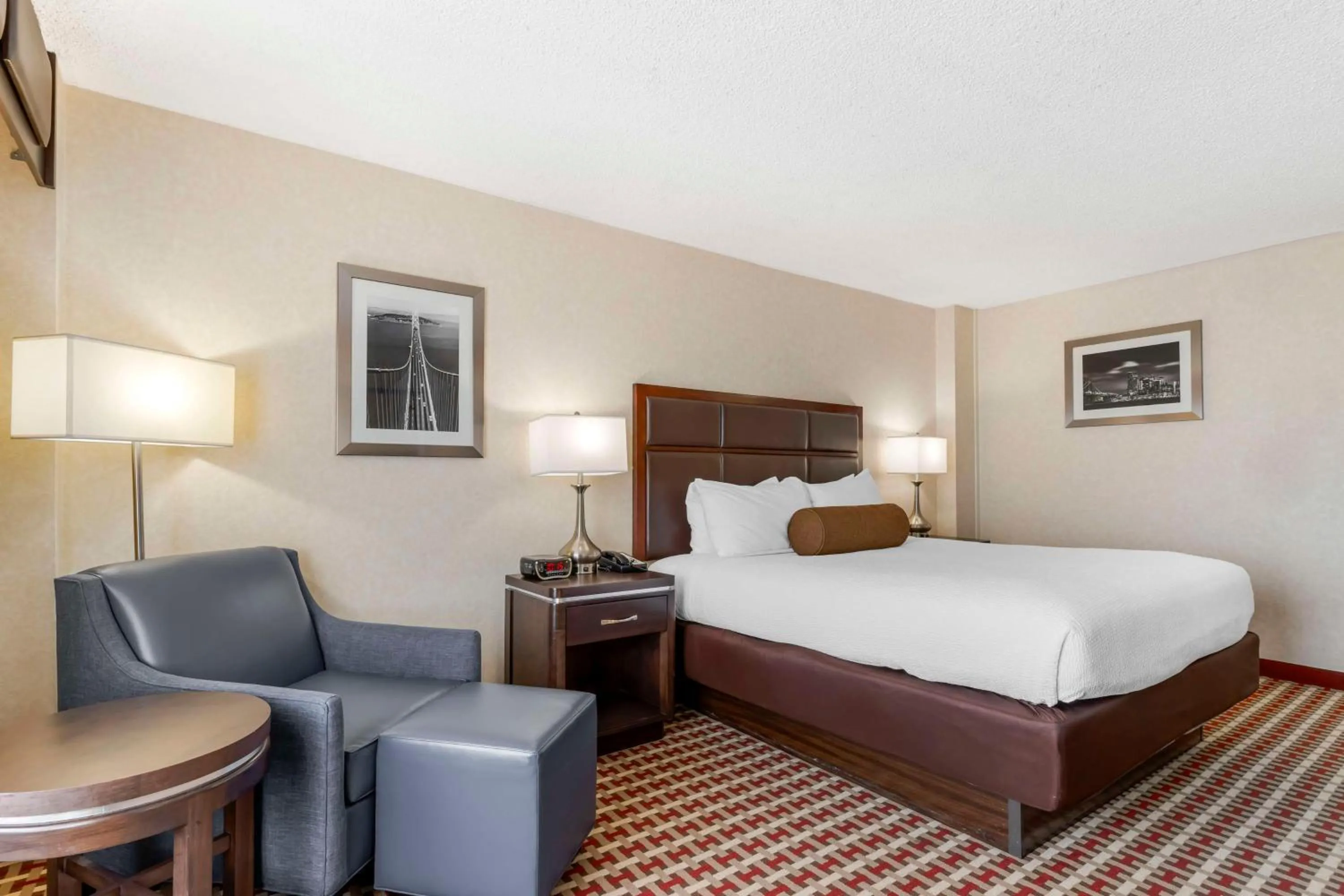 Queen Room - Non-Smoking in Best Western Plus Grosvenor Airport Hotel