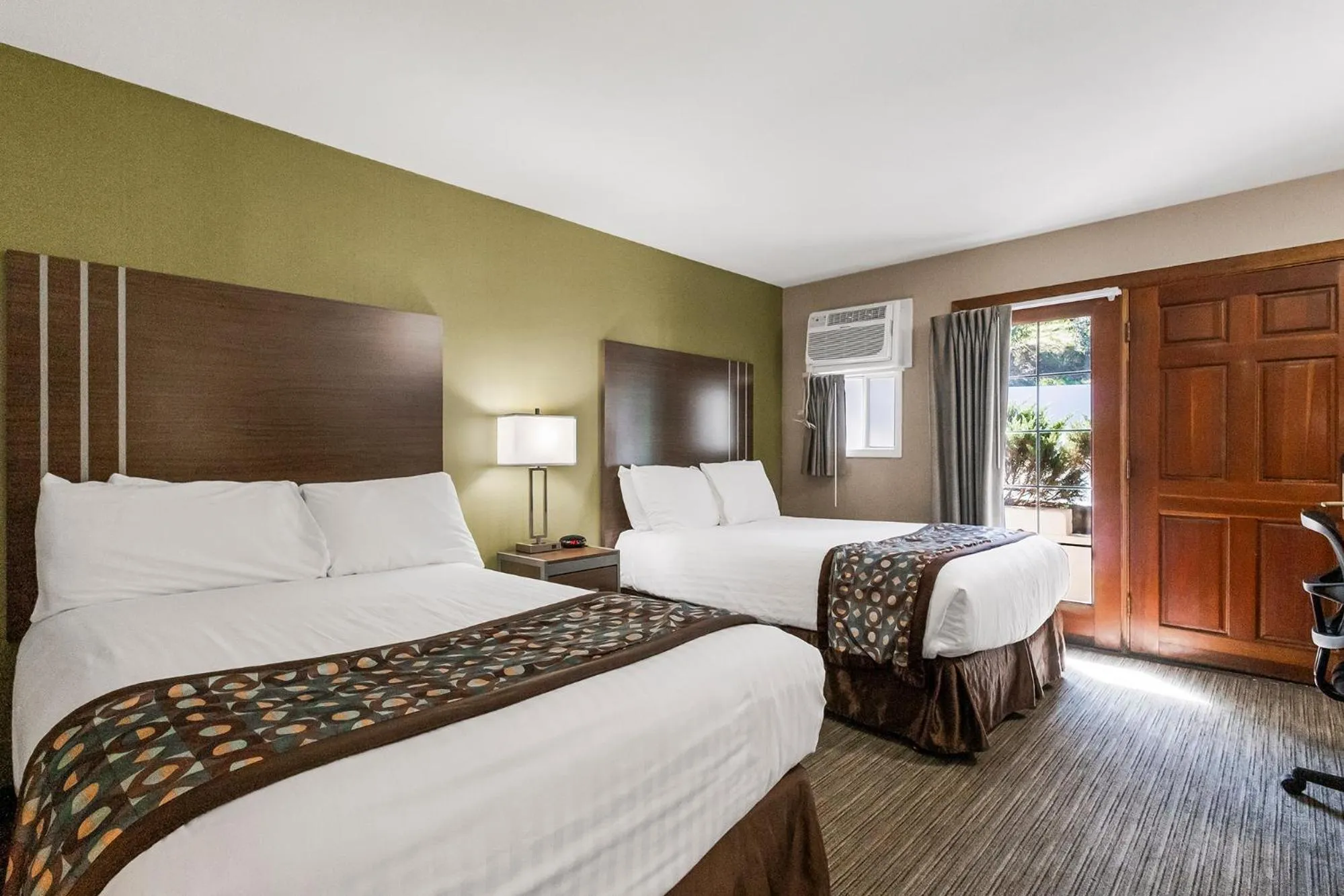 Double Room with Two Double Beds in Heritage Inn - Yosemite/Sonora