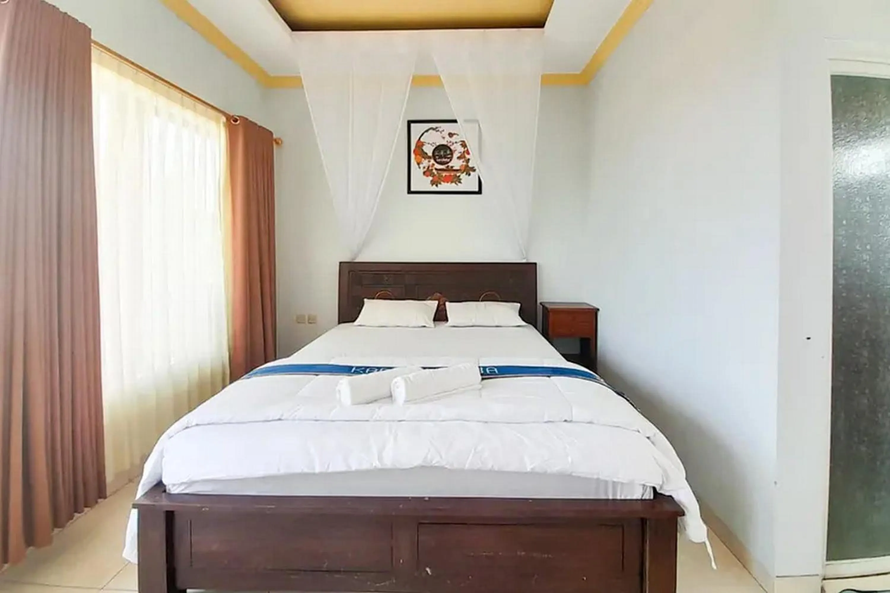 Deluxe Room in Puri Karimunjawa RedPartner