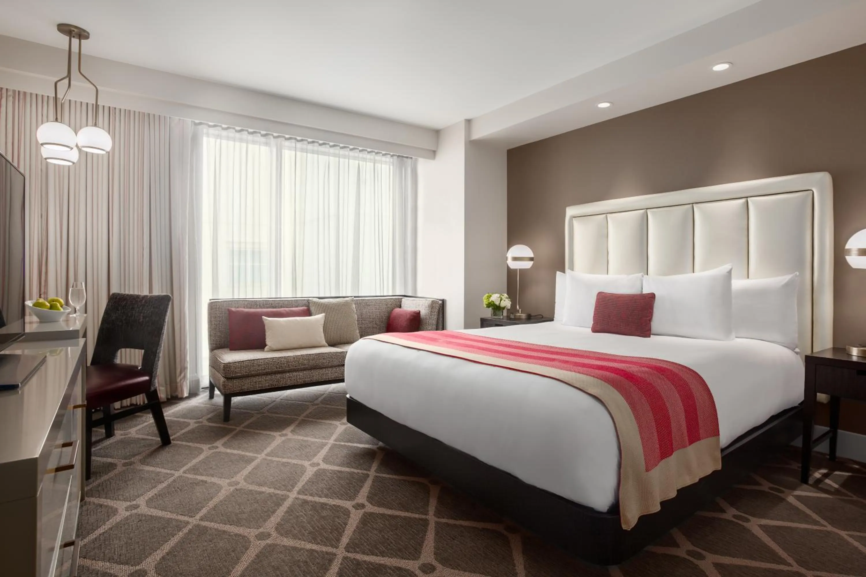 Deluxe King Room in Hotel Commonwealth