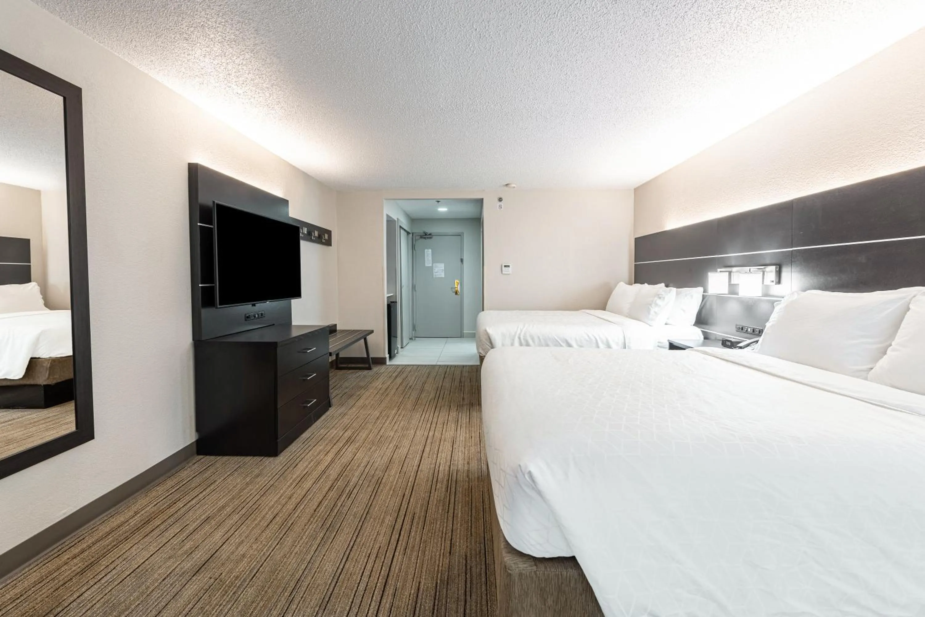 Standard Room with Two Queen Beds in Holiday Inn Express - Columbus Downtown by IHG