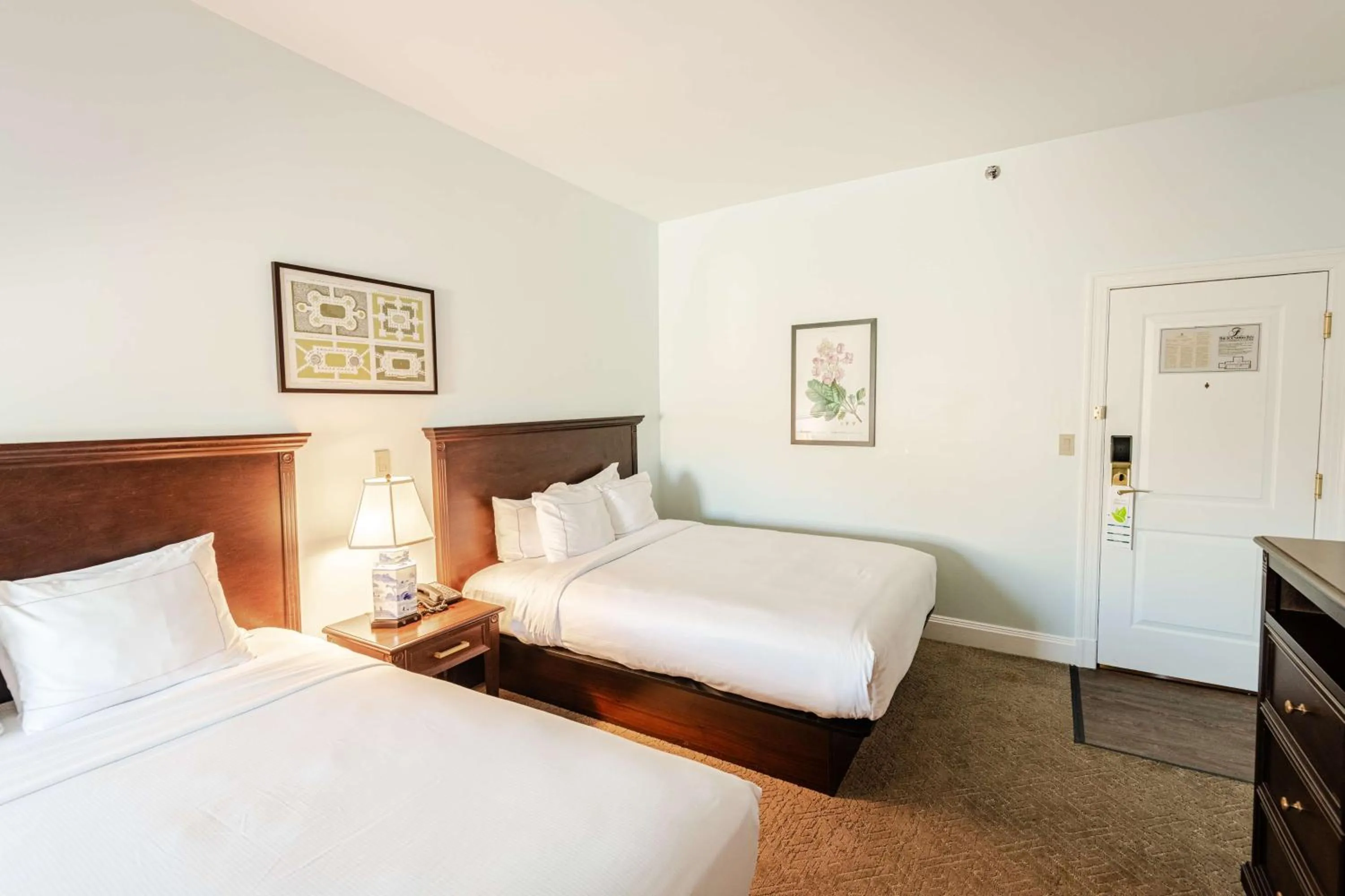 Deluxe Queen Room with Two Queen Beds in The Founders Inn & Spa Tapestry Collection By Hilton