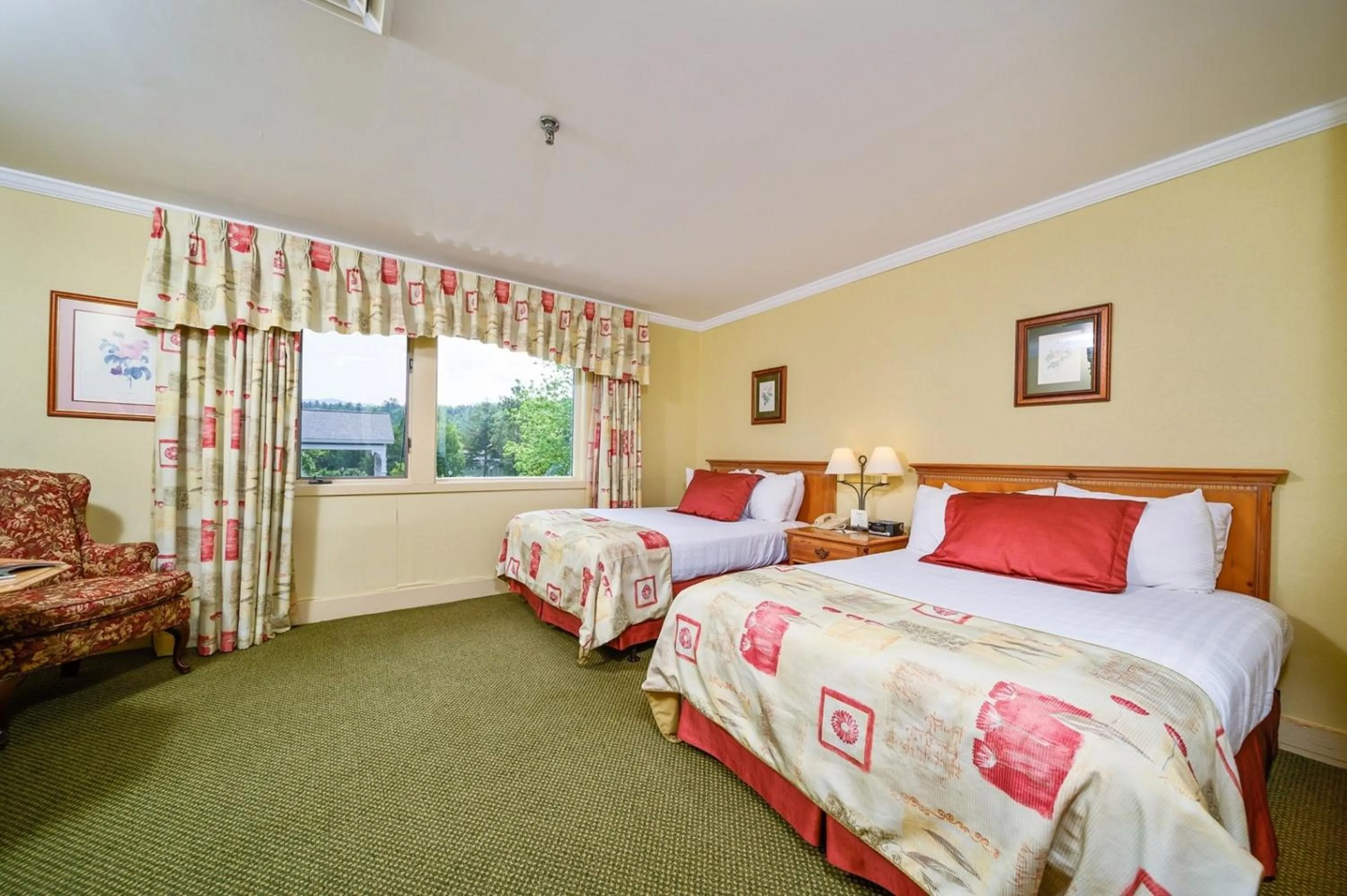 Deluxe Double Room with Two Double Beds - Max 4 People Including Children in Stoweflake Mountain Resort & Spa