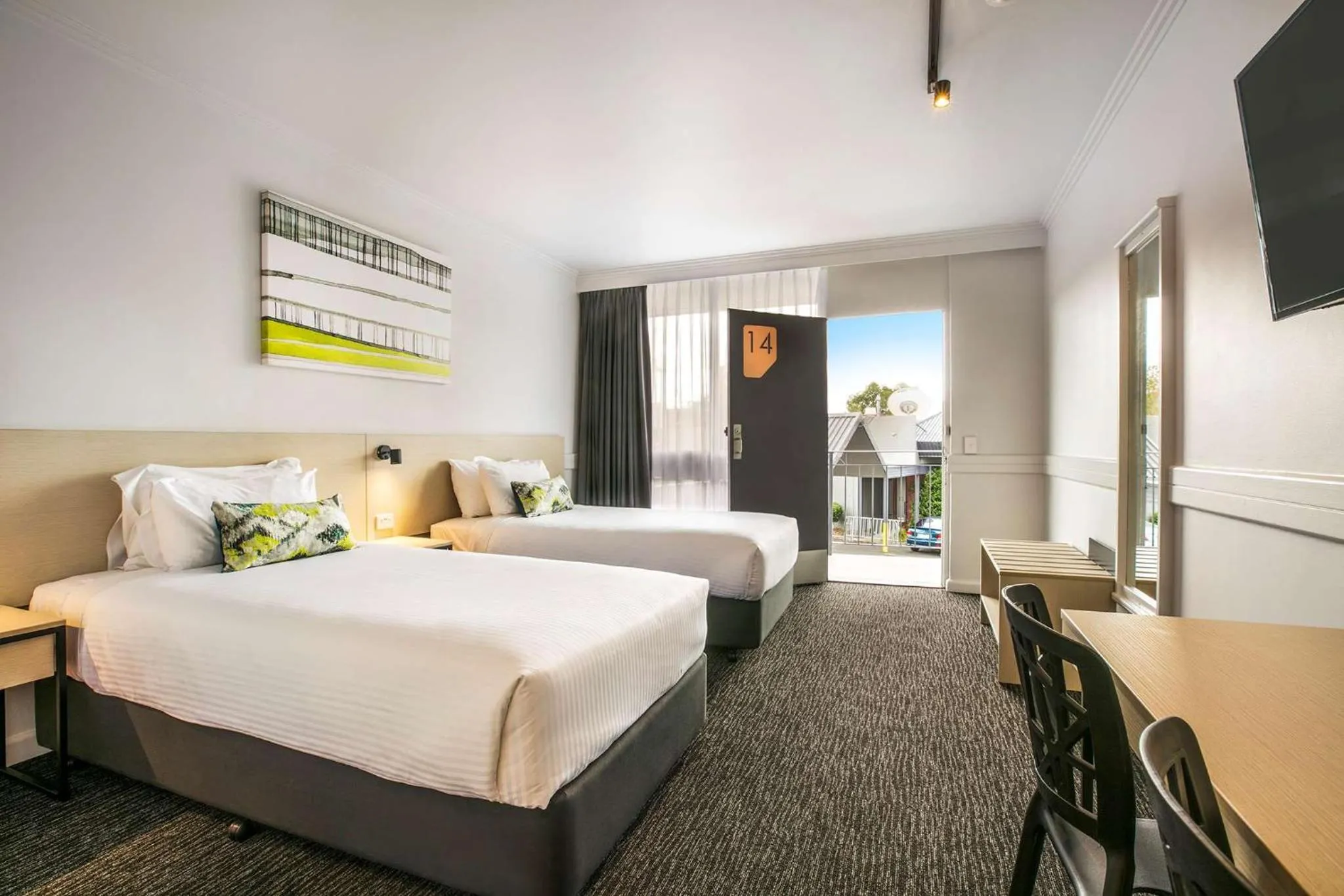 Studio Twin in Nightcap at Matthew Flinders Hotel