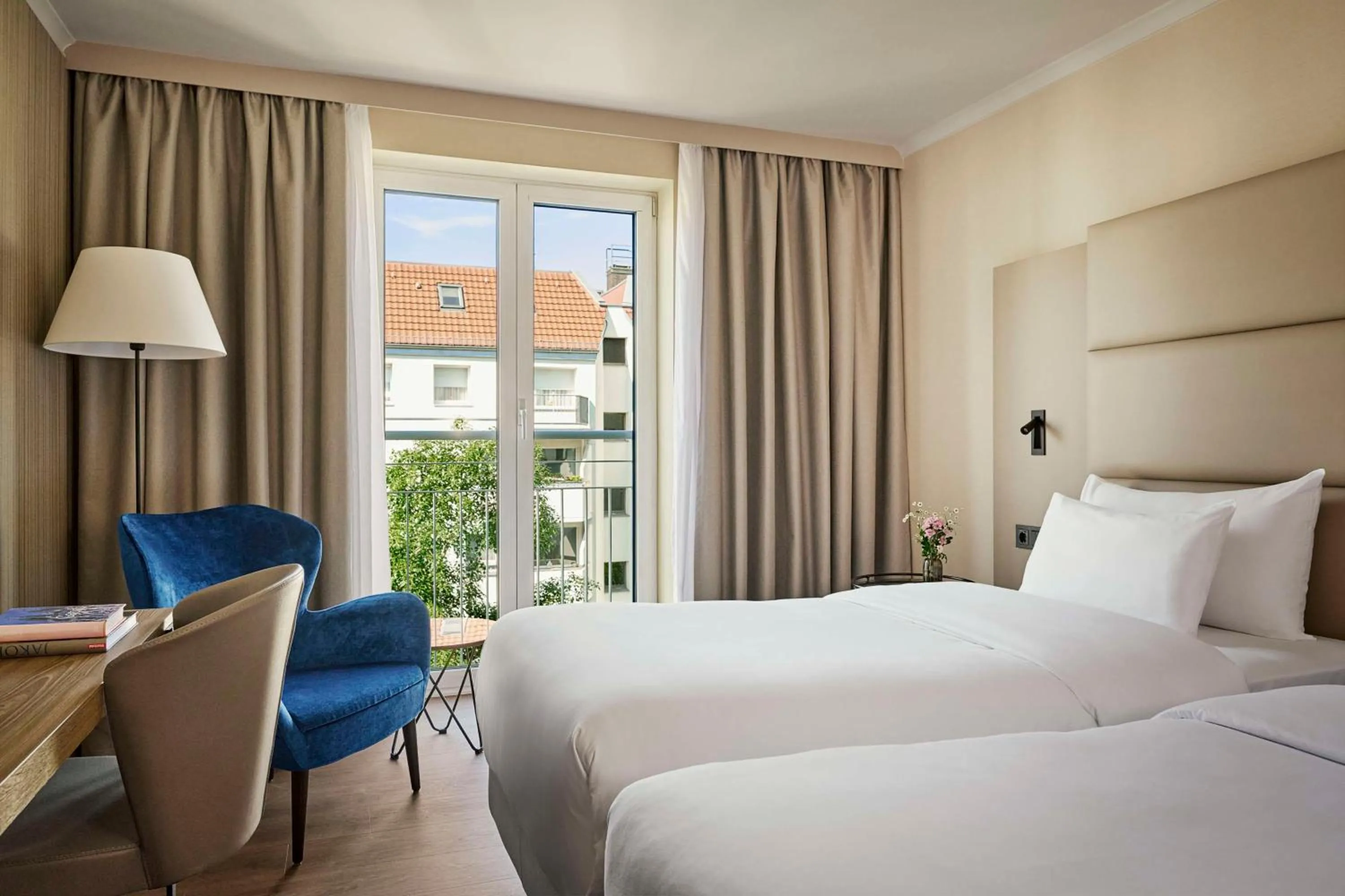 Superior Double or Twin Room in NH Berlin Kurfürstendamm