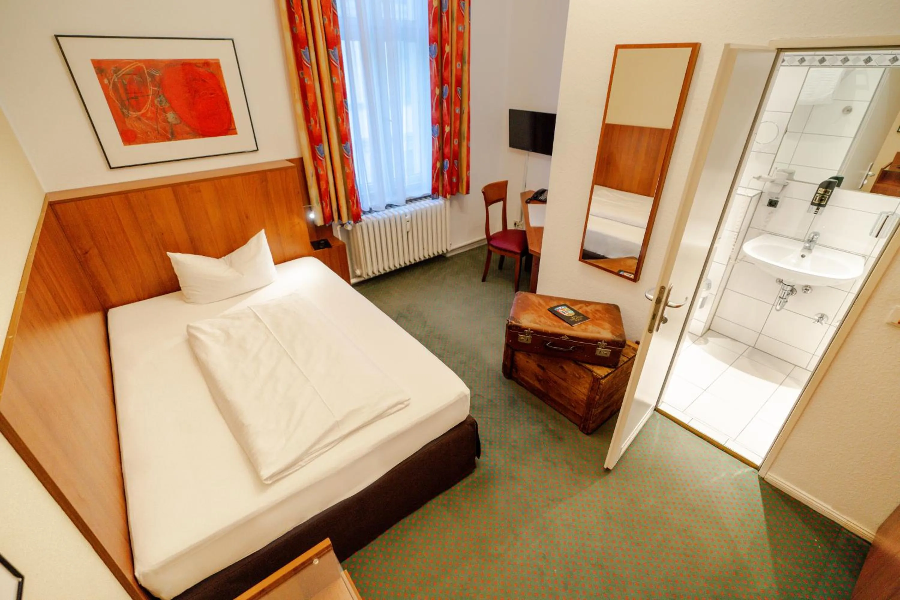 Single Room in Hotel Tiergarten Berlin