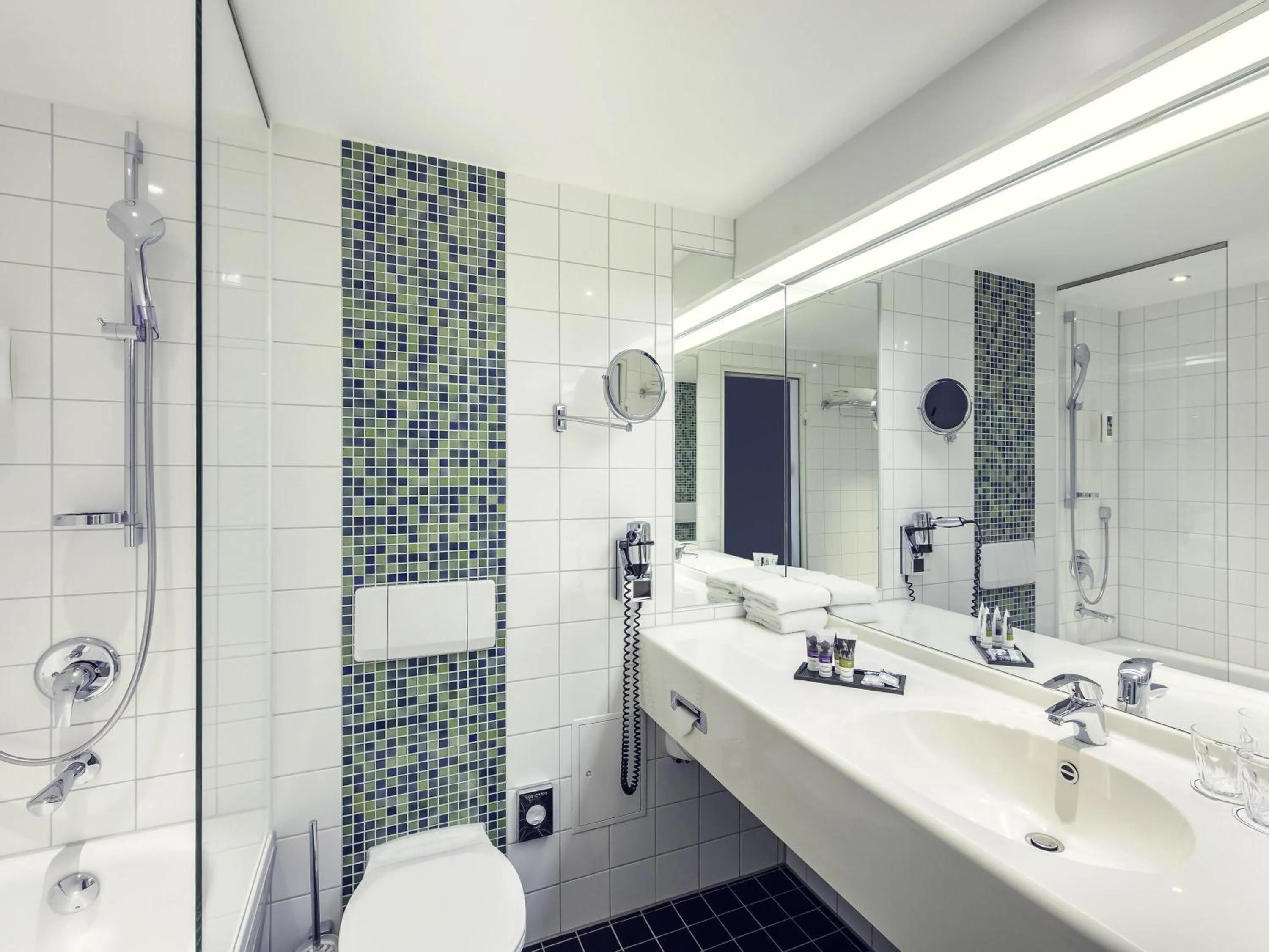 Standard Twin Room in Mercure Düsseldorf Kaarst