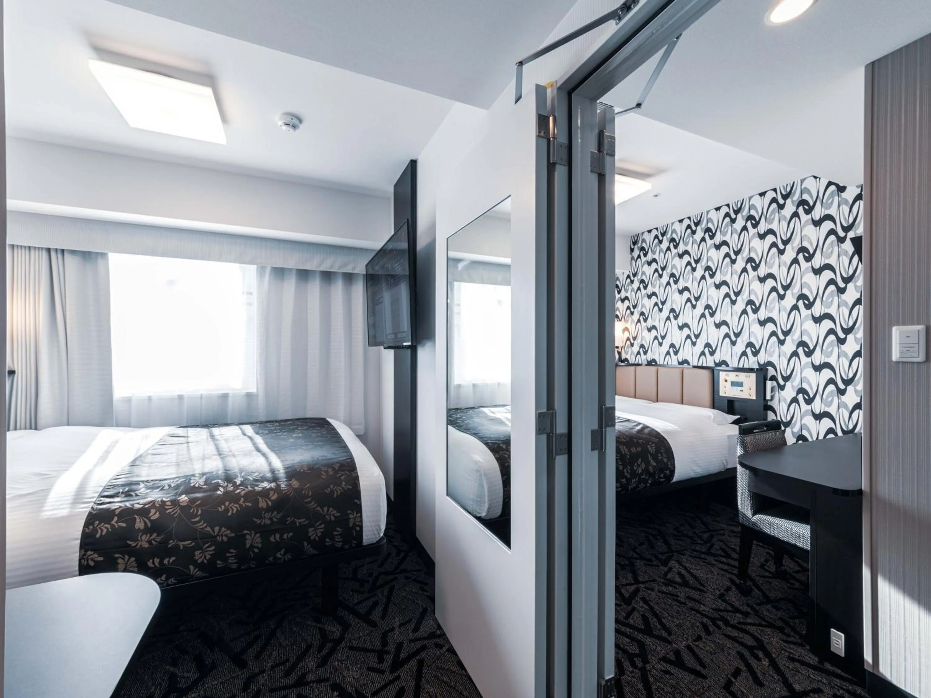 Two Connecting Rooms (1 adult) - single occupancy - Non-Smoking in APA Hotel Shin Osaka Ekimae