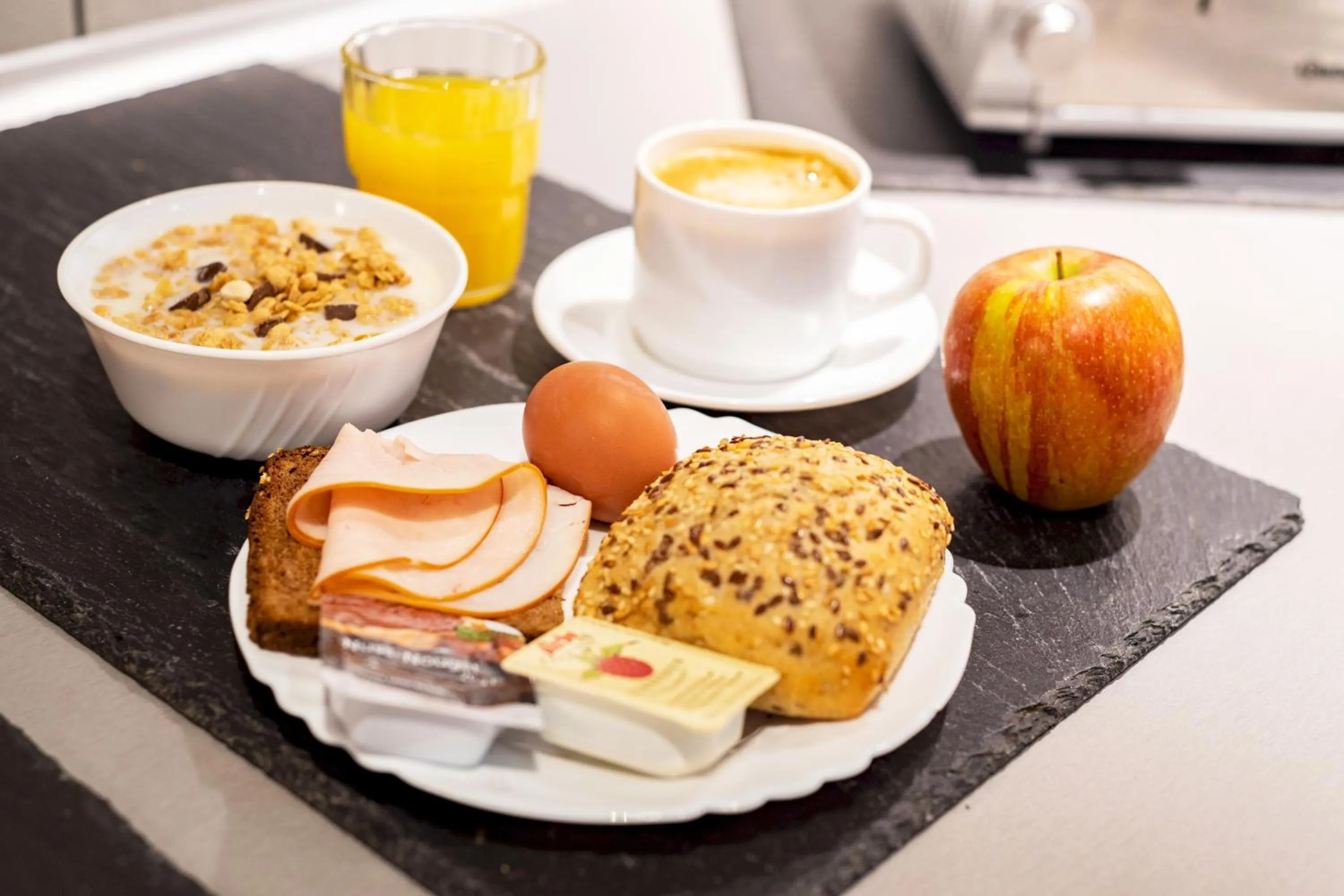 Breakfast in a&o Berlin Kolumbus