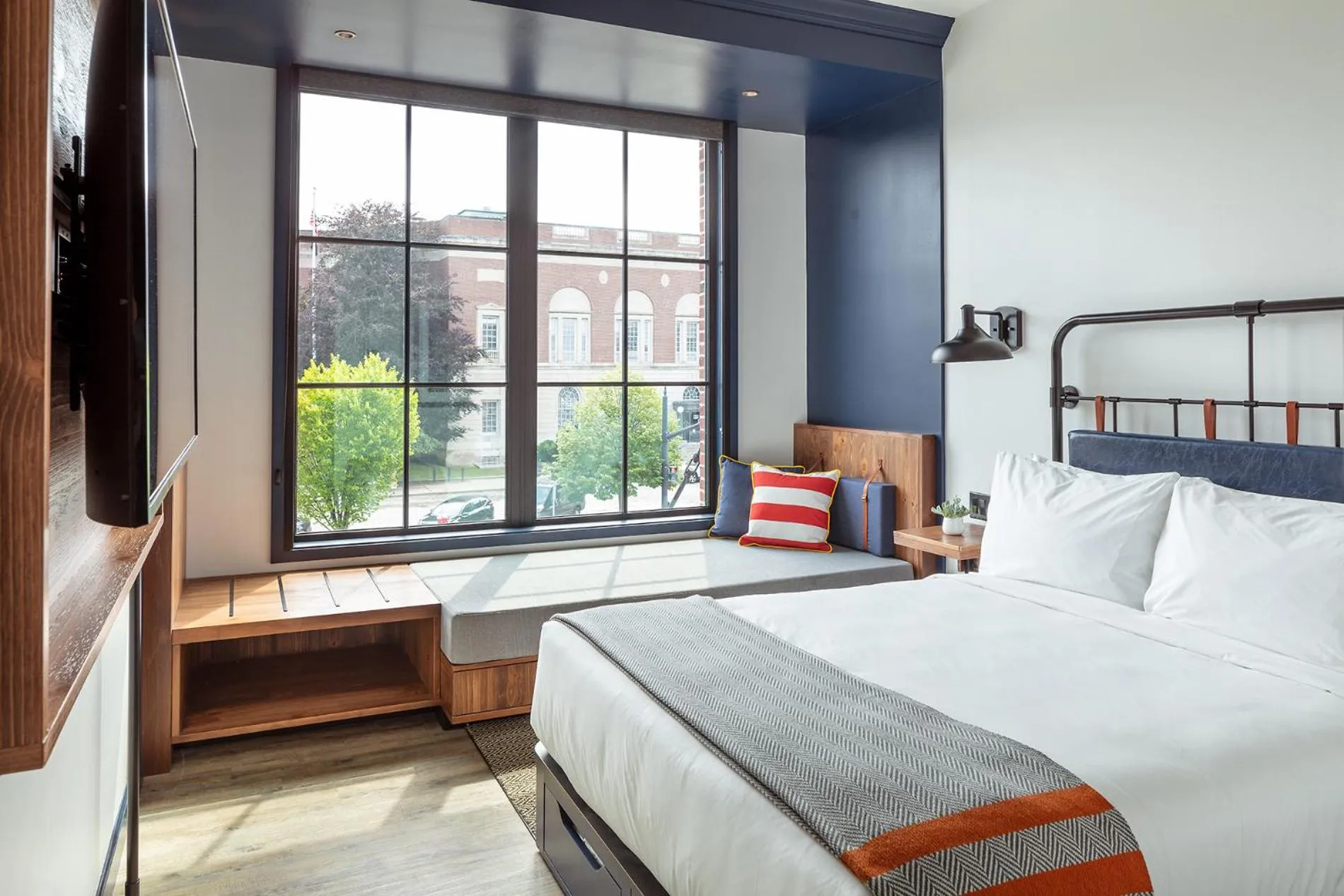 Standard Queen Room in Hammetts Hotel