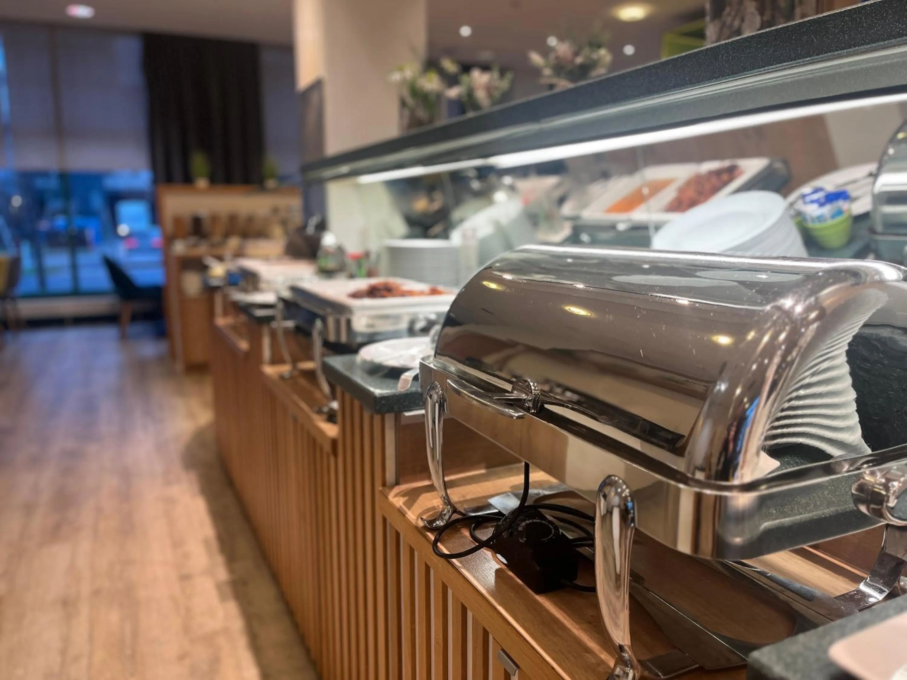 Restaurant/places to eat in FOUR Essen City Centre