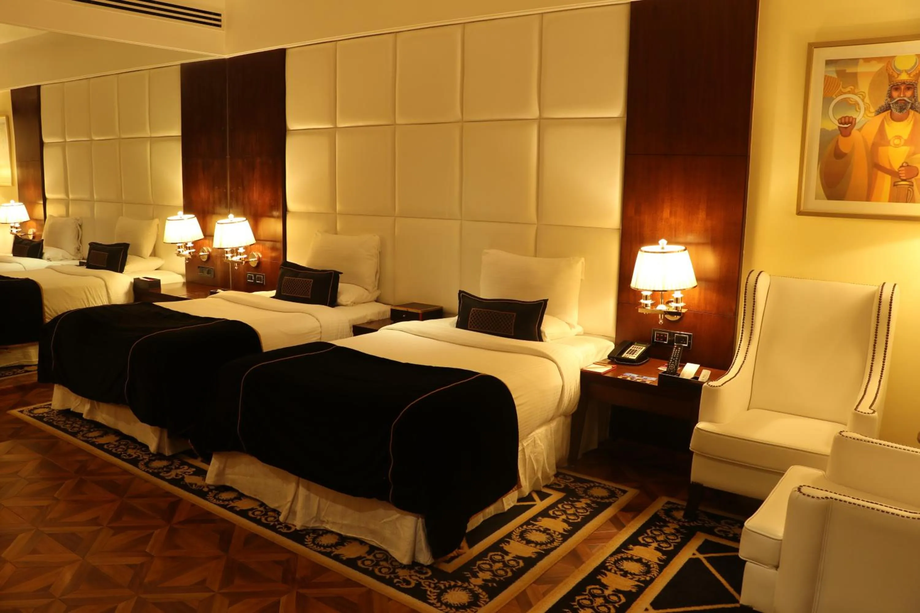 Luxury Resort Twin Room  in Della Resorts