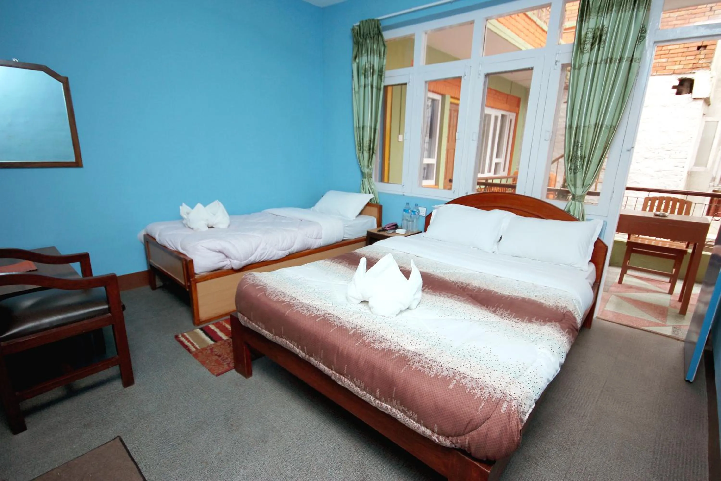 Standard Double or Twin Room in hotel Backpackers inn