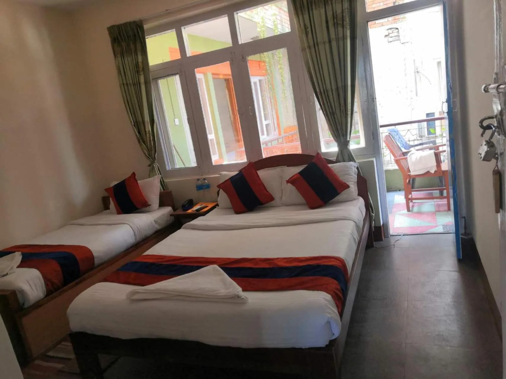 Deluxe Family Room in hotel Backpackers inn