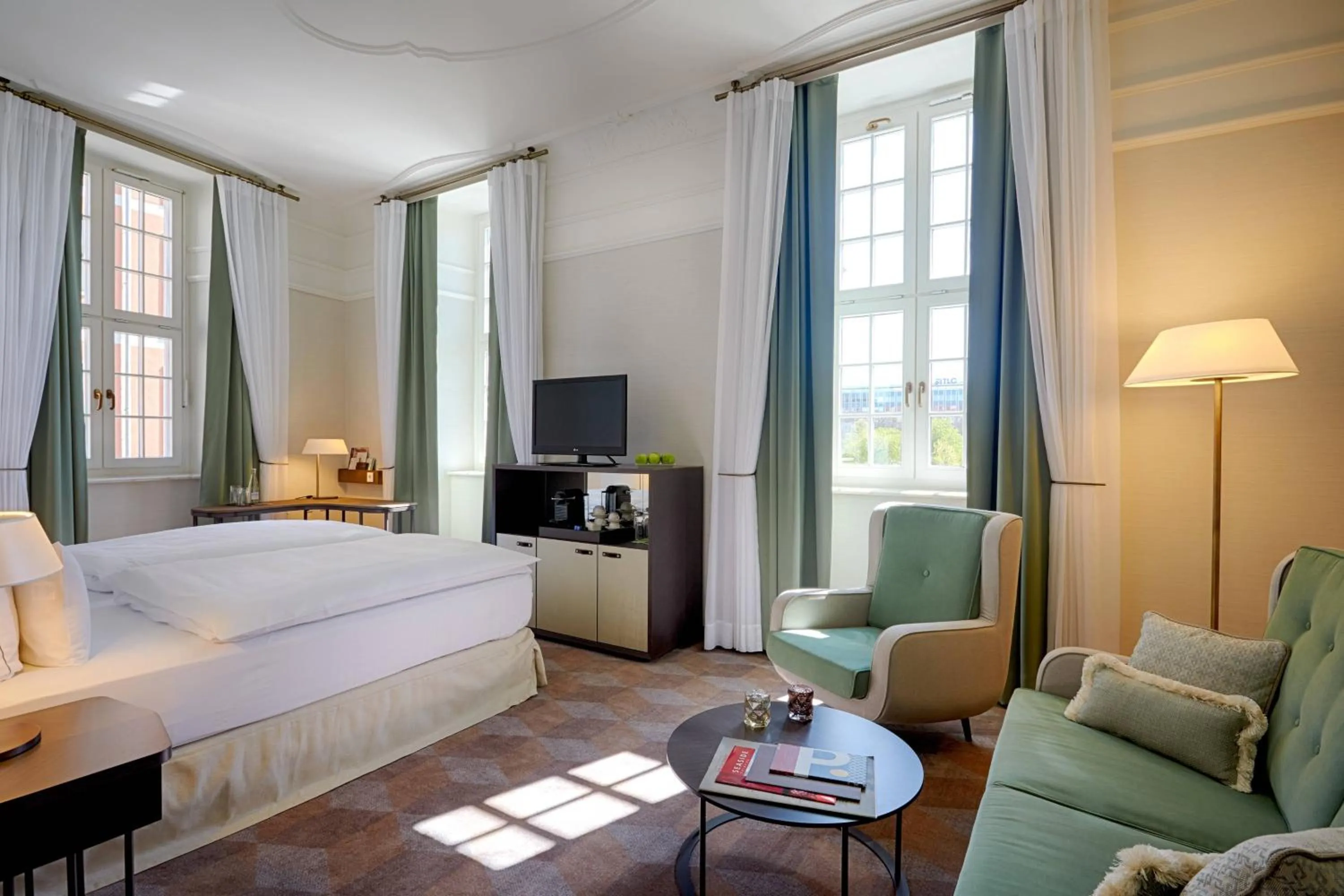 Superior King Room in Gewandhaus Dresden, Autograph Collection