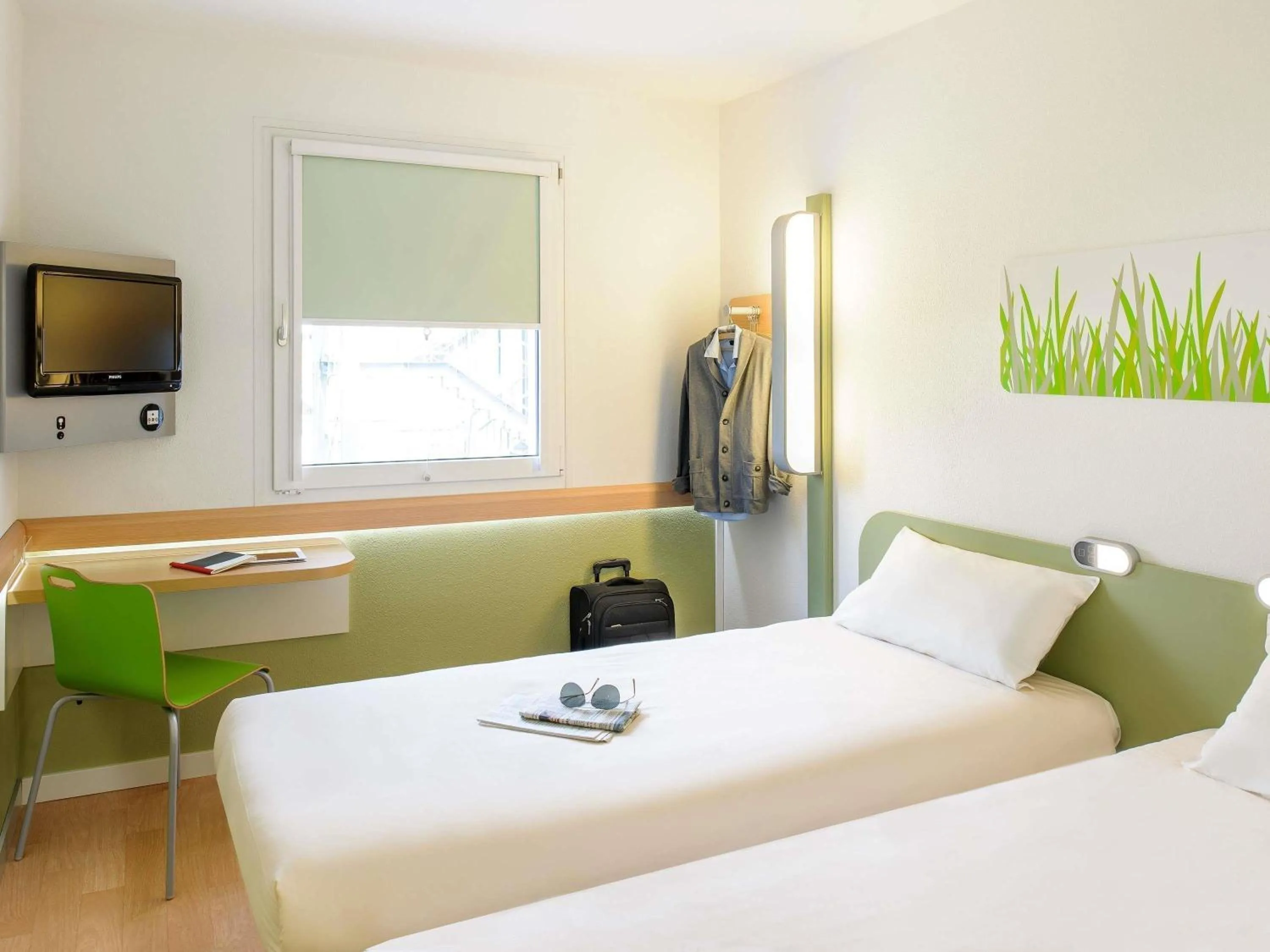 Twin Room - Disability Access in ibis budget Berlin Alexanderplatz