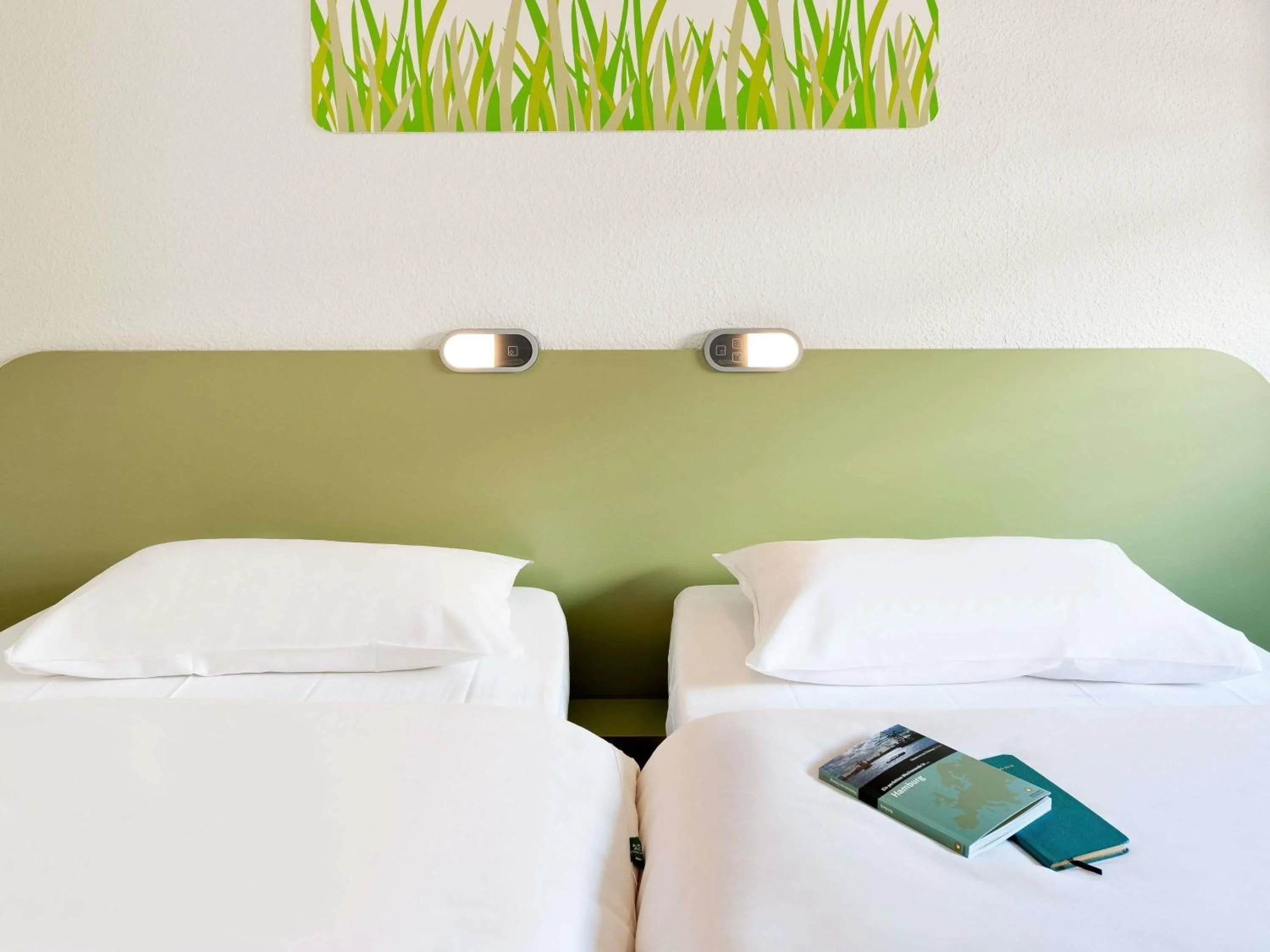 Twin Room - Disability Access in ibis budget Berlin Alexanderplatz