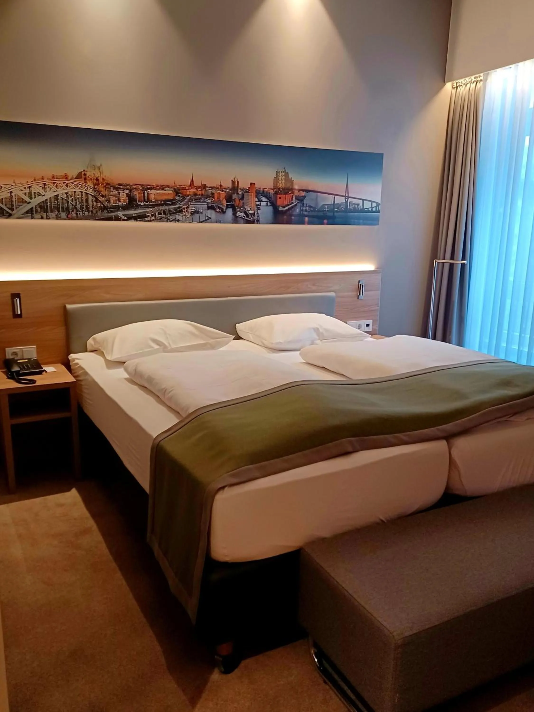 Double or Twin Room in Hotel Panorama Hamburg-Harburg