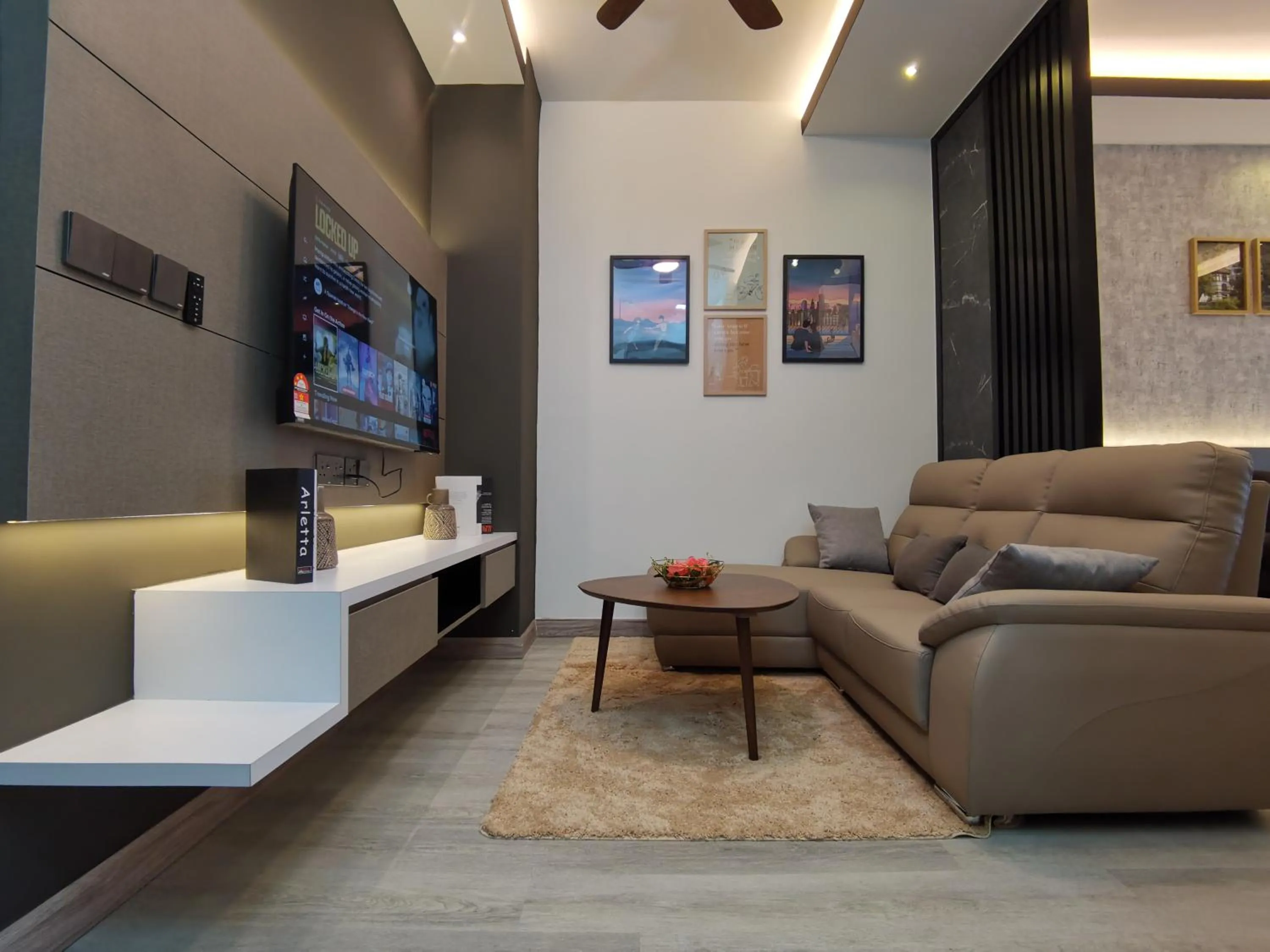 Deluxe King Studio with Balcony (Private Bathtub & City View) in Attic Home Melaka Imperio Residence & Jonker