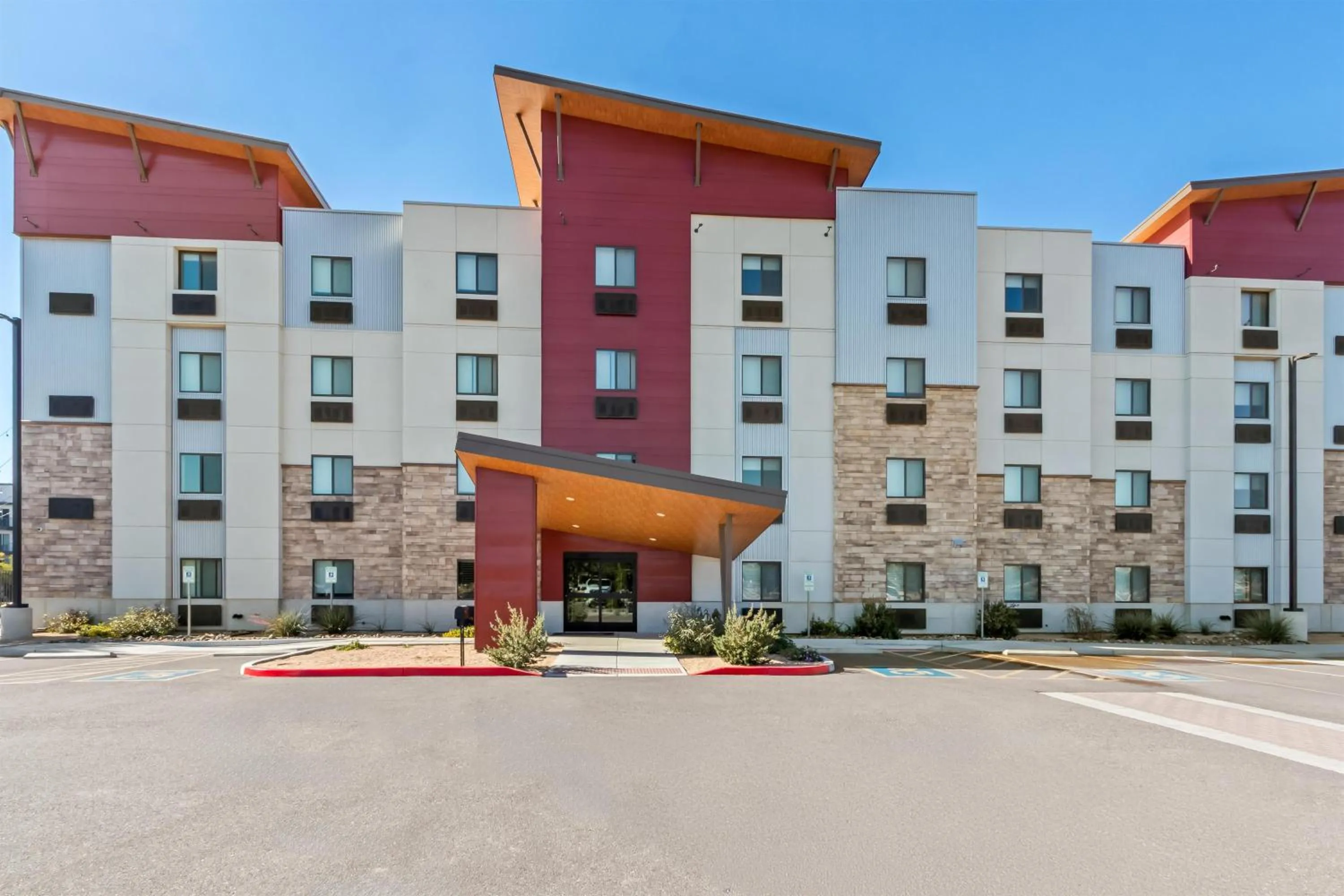 Sonesta Simply Suites Avondale