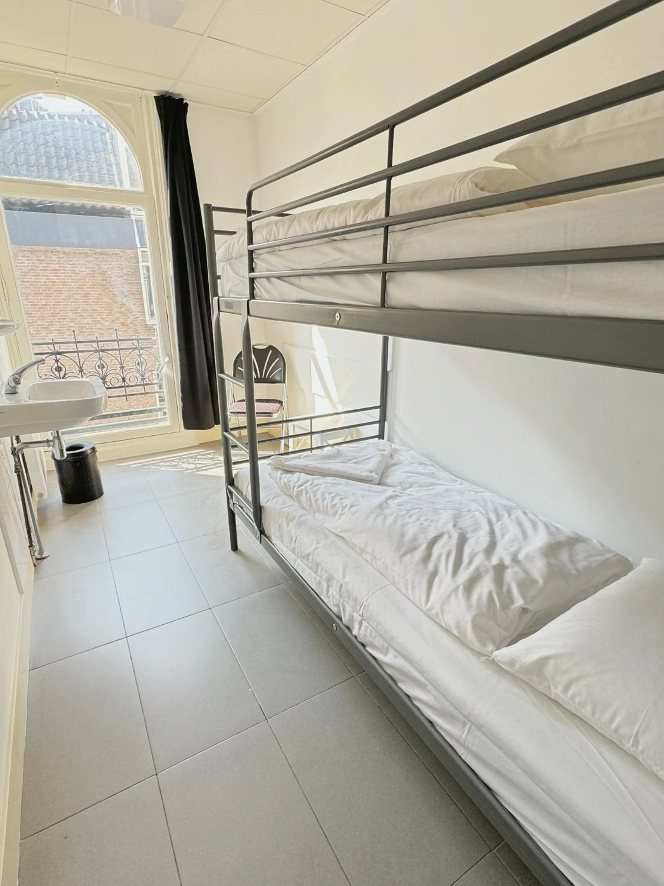 Twin Room with Shared Bathroom in CS Hotel