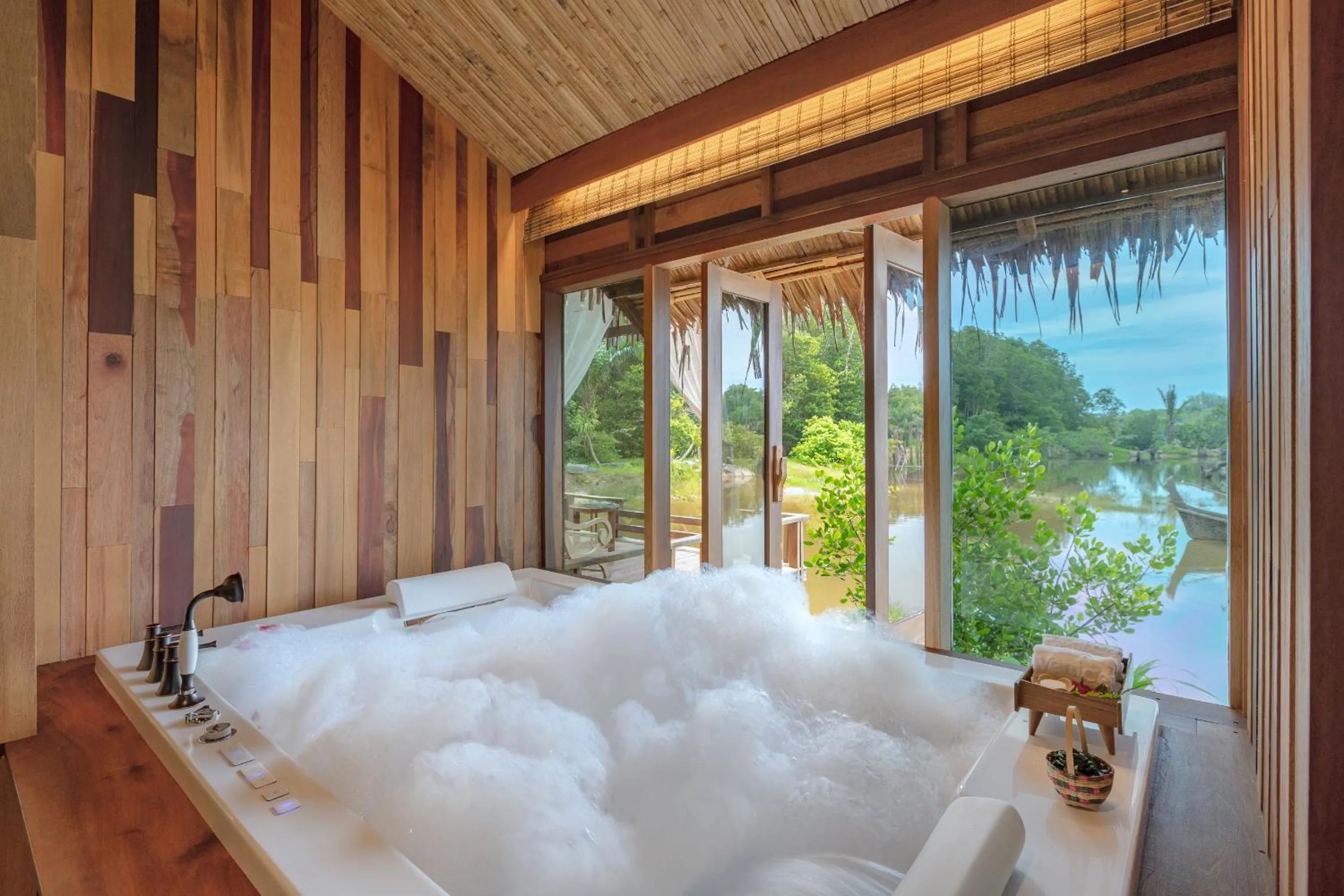 Jacuzzi Suite Water Villa- Free Schedule Shuttle to Ao Nang Beach/ Railay Beach in Venice Krabi Villa Resort