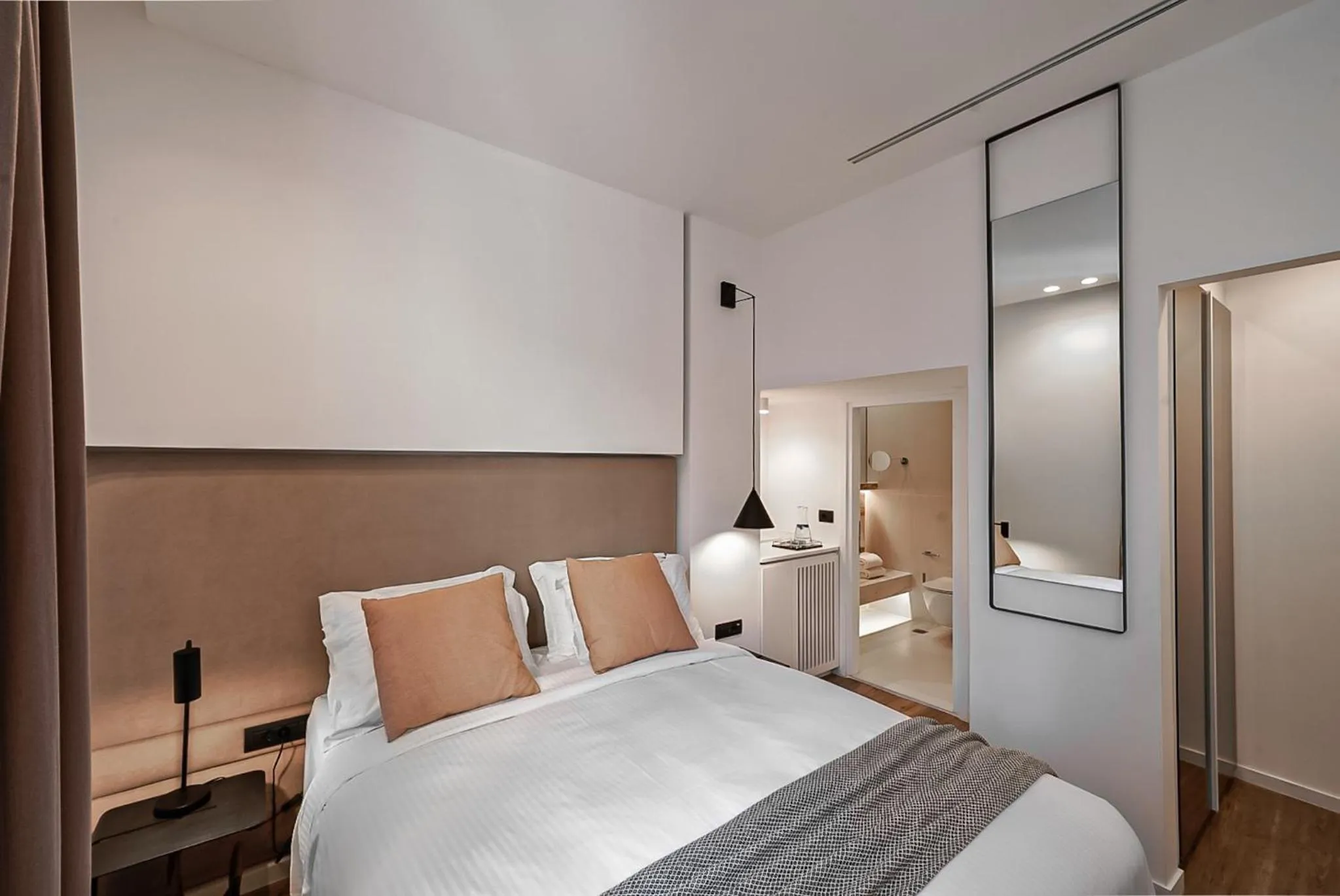 Standard Double Room in The Marblous Athens