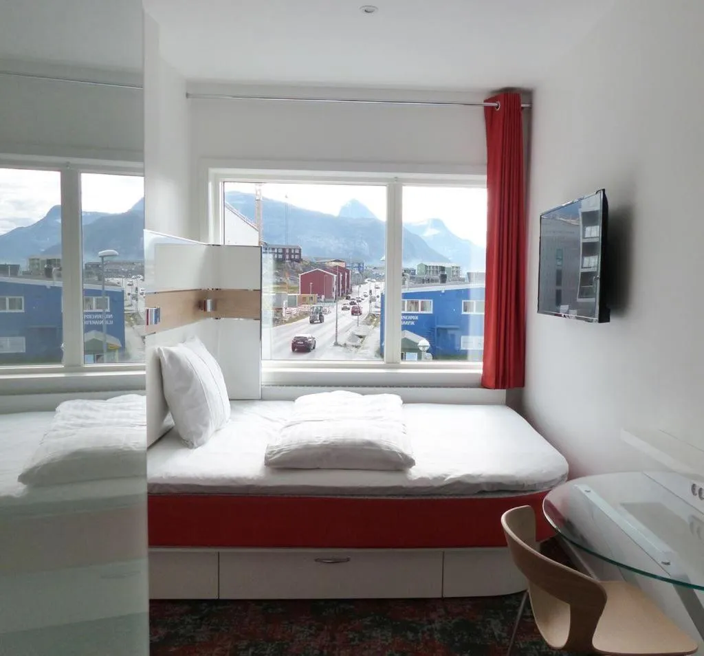 Standard Room - single occupancy - High Floor in HHE Express