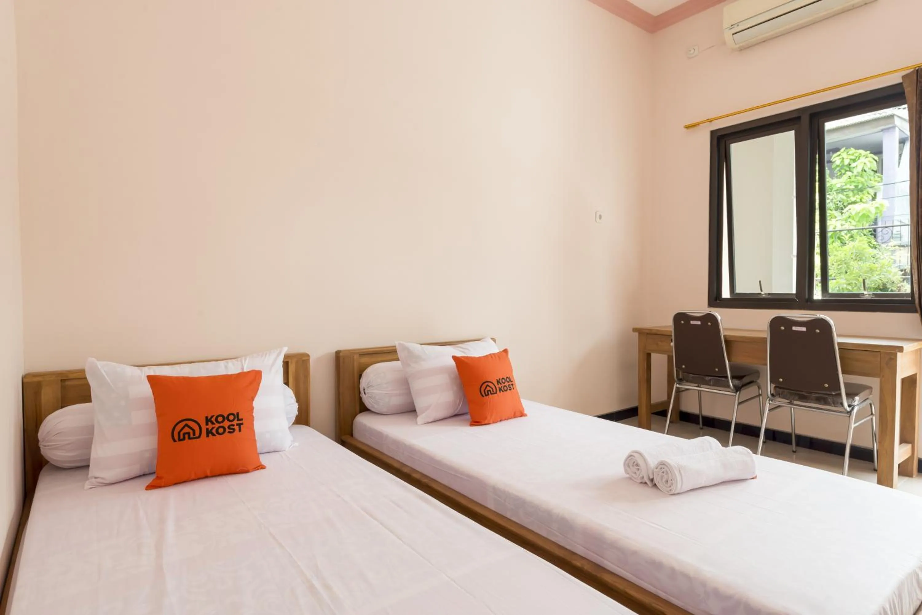 KoolKost Syariah near UPN Veteran